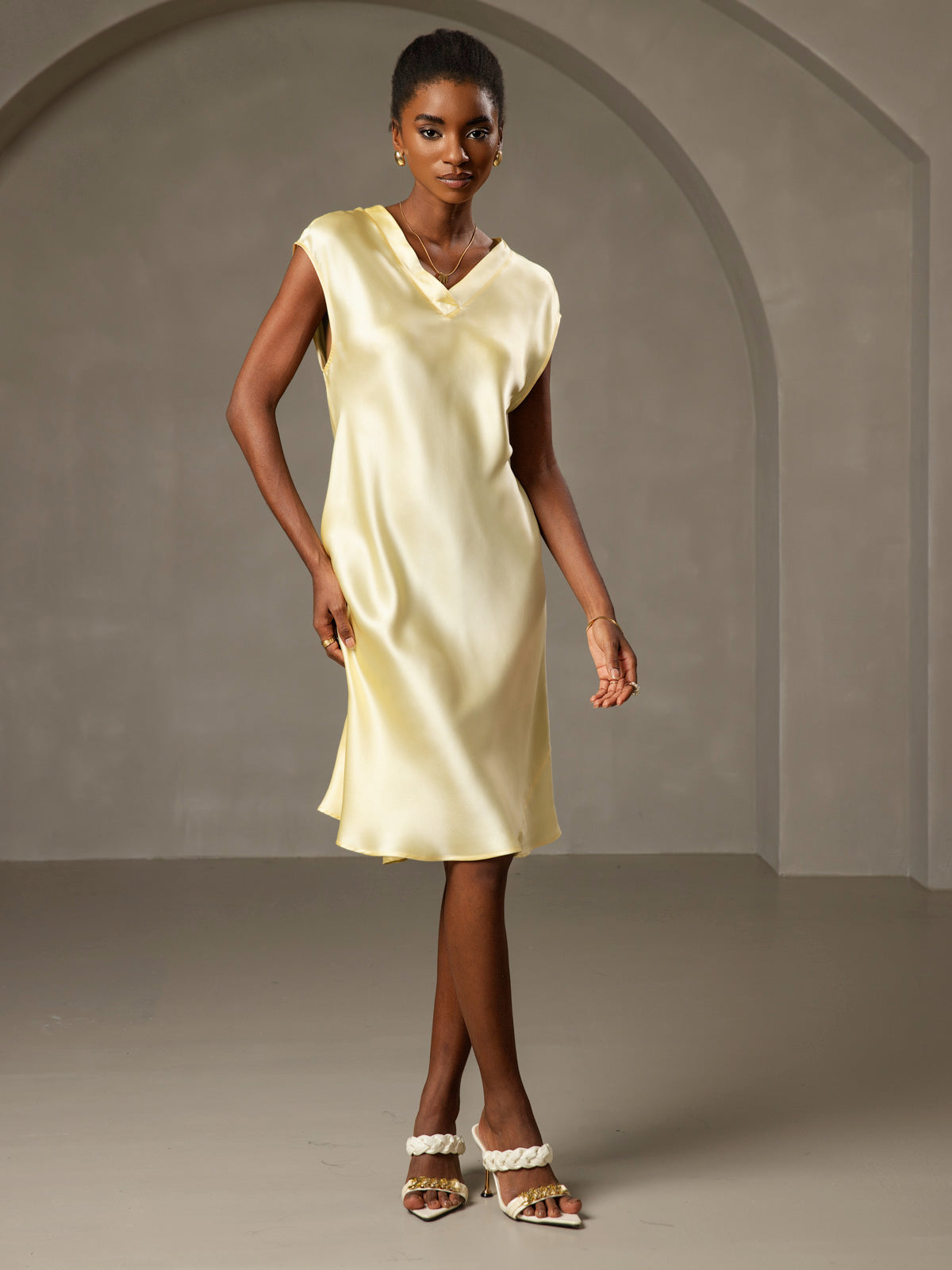 [Yellow] SilkSilky-UK Pure Silk Sleeveless V Neck Nightdress 005