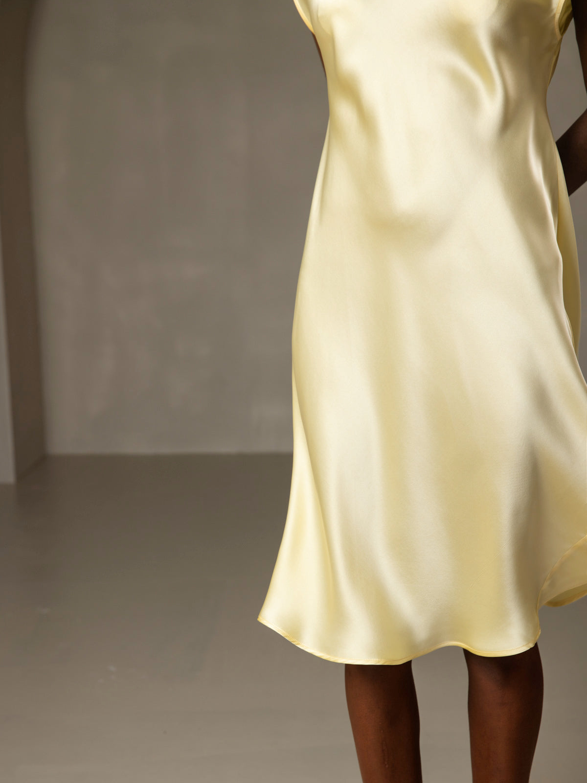 [Yellow] SilkSilky-UK Pure Silk Sleeveless V Neck Nightdress 007