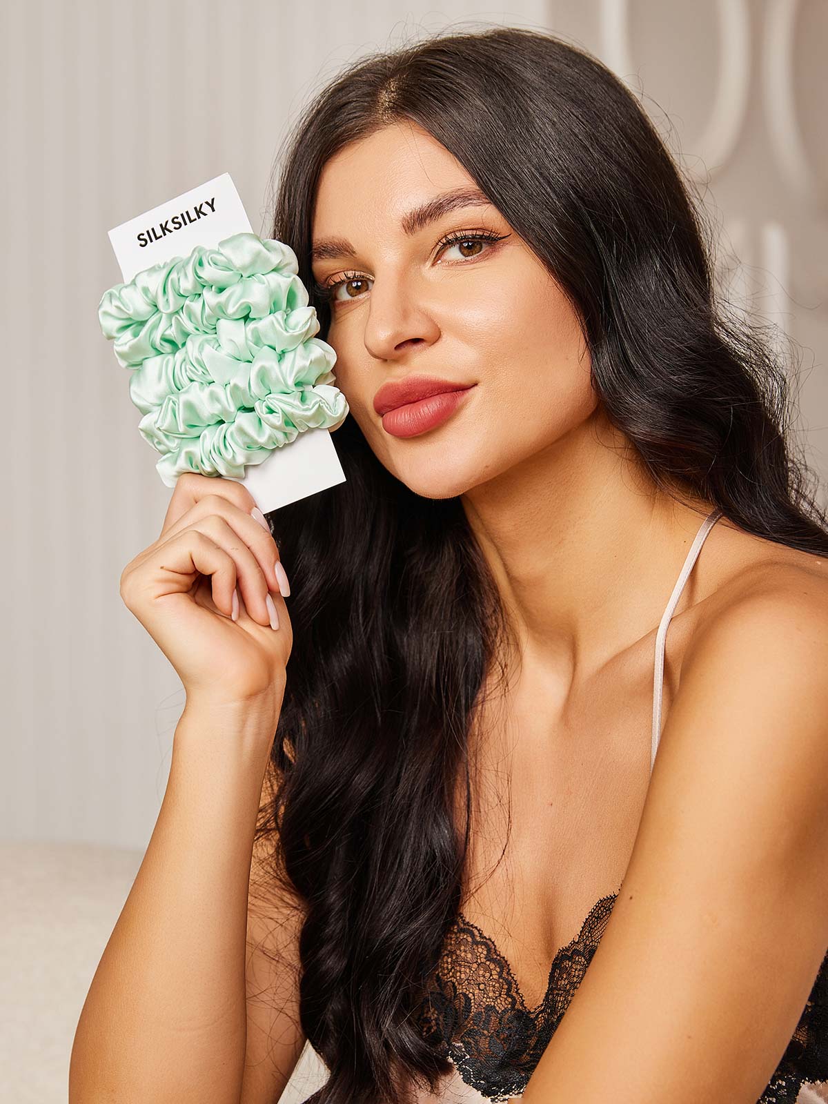 [Light Green] SilkSilky-UK 19Momme Pure Silk Scrunchie 001