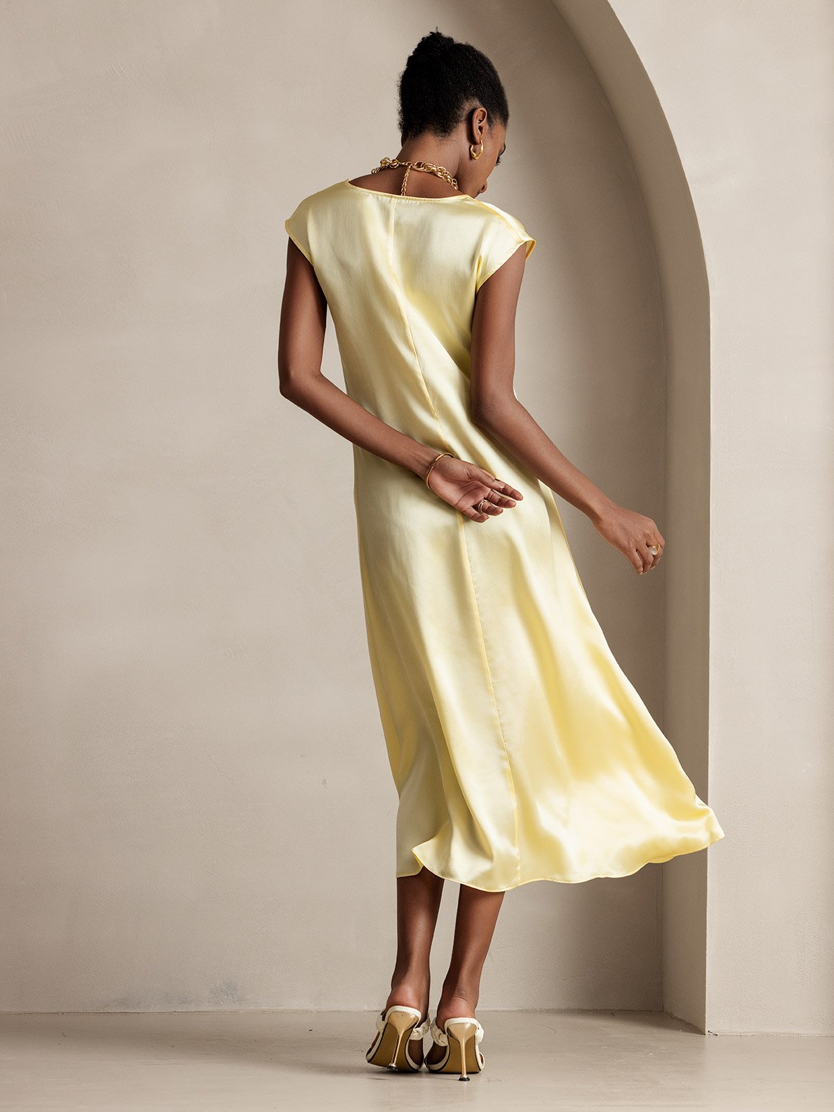 [Light Yellow] SilkSilky-UK 19Momme Silk Cap Sleeve Round Neck Dress 002