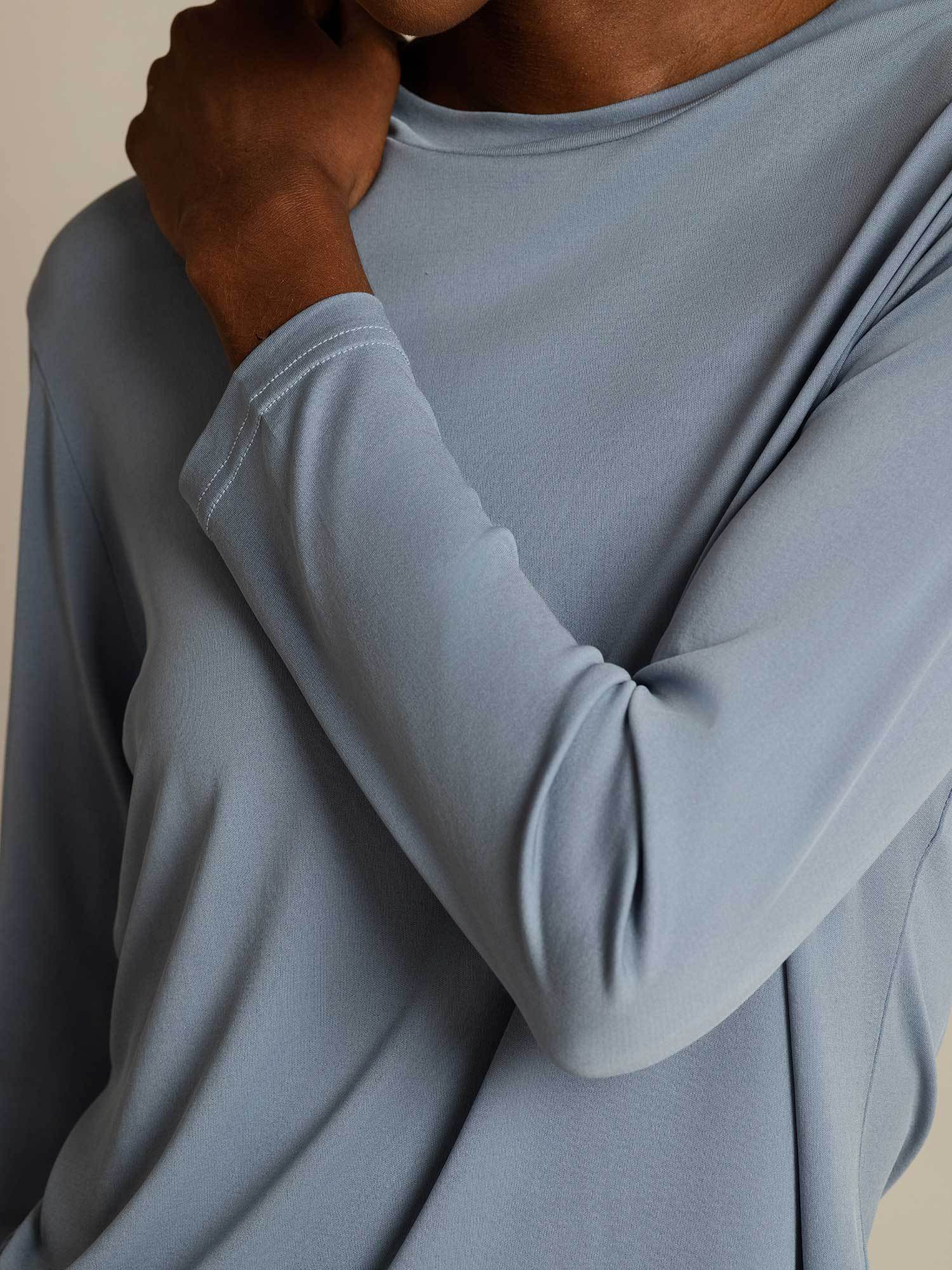 [GrayishBlue] SilkSilky-UK Pure Silk Round Neck Women's T-Shirt 004