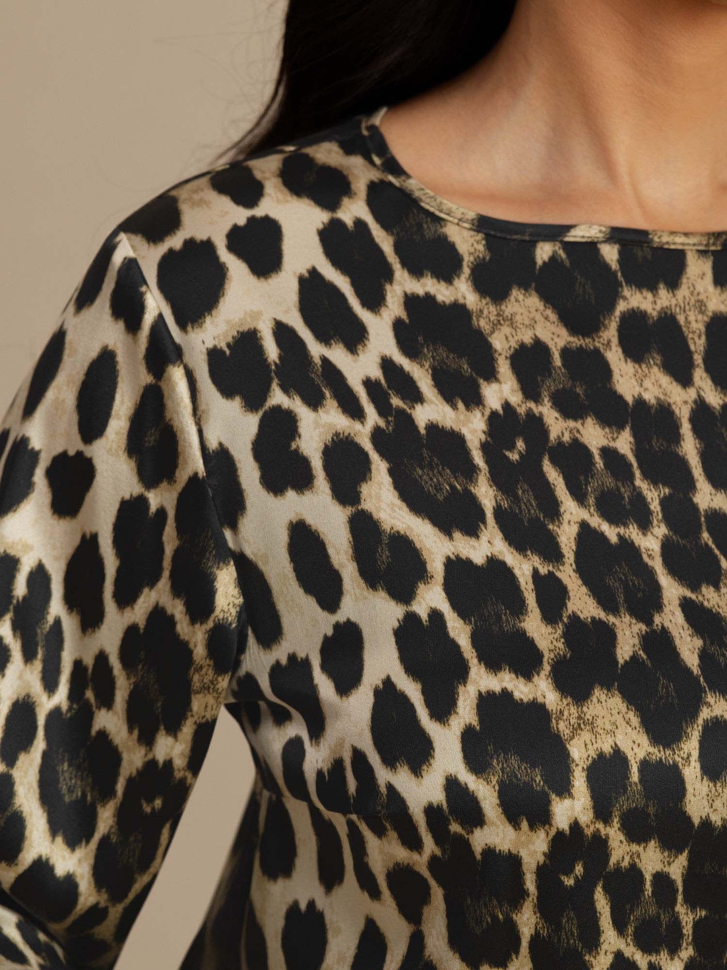 [Leopard] SilkSilky-UK 19Momme Stretch Silk Charmeuse Long Sleeve Boat Neck Blouse 006