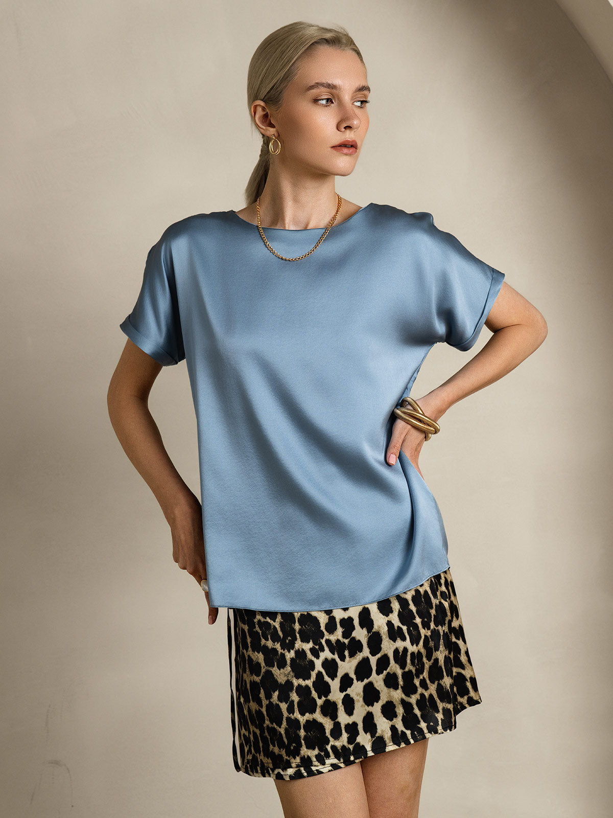 [Grayish Blue] SilkSilky-UK 19Momme Silk Short Sleeve Round Neck Women's T-Shirt 004