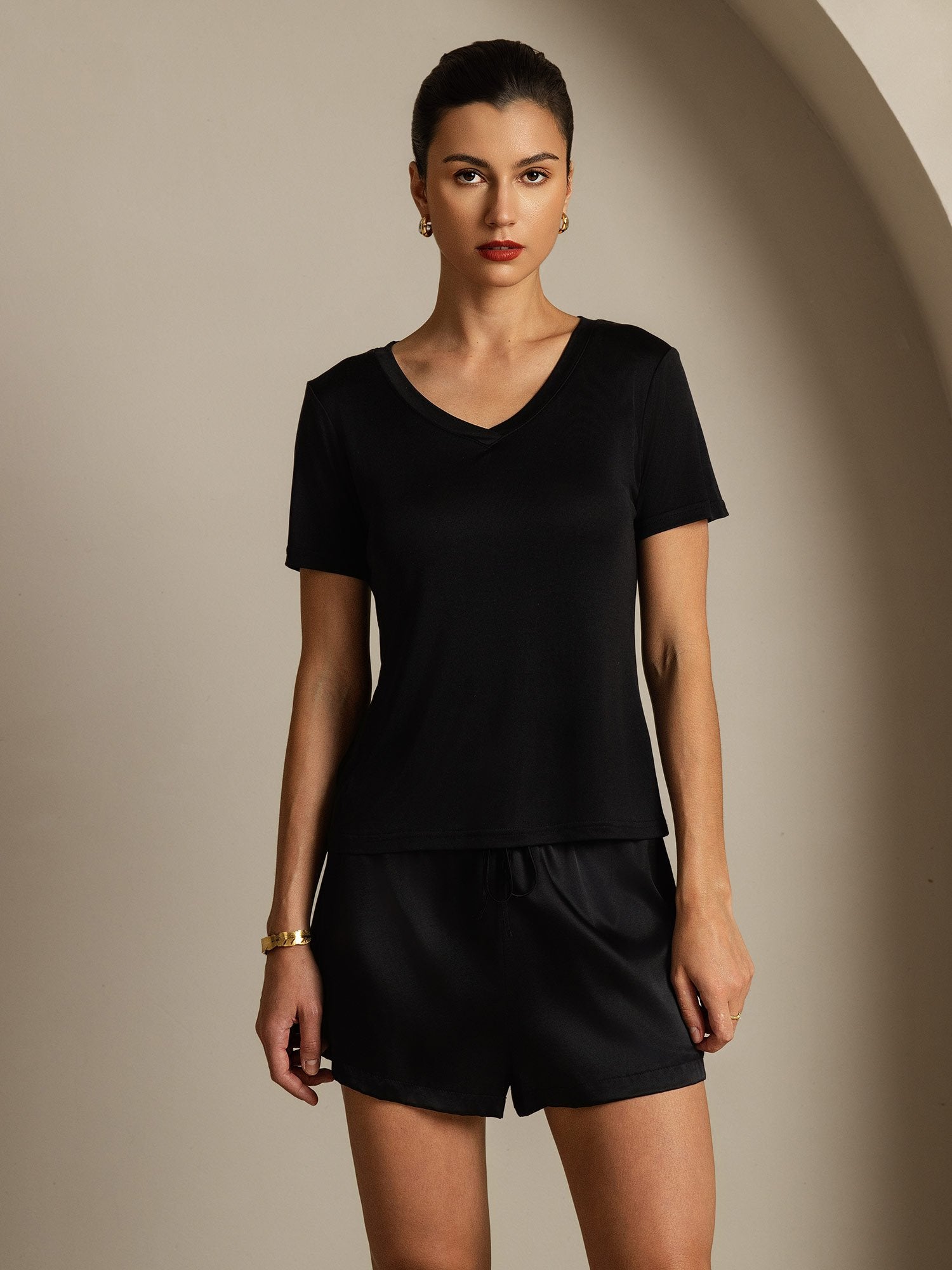 [Black] SilkSilky-UK Pure Silk V Neck Women's T-Shirt 001