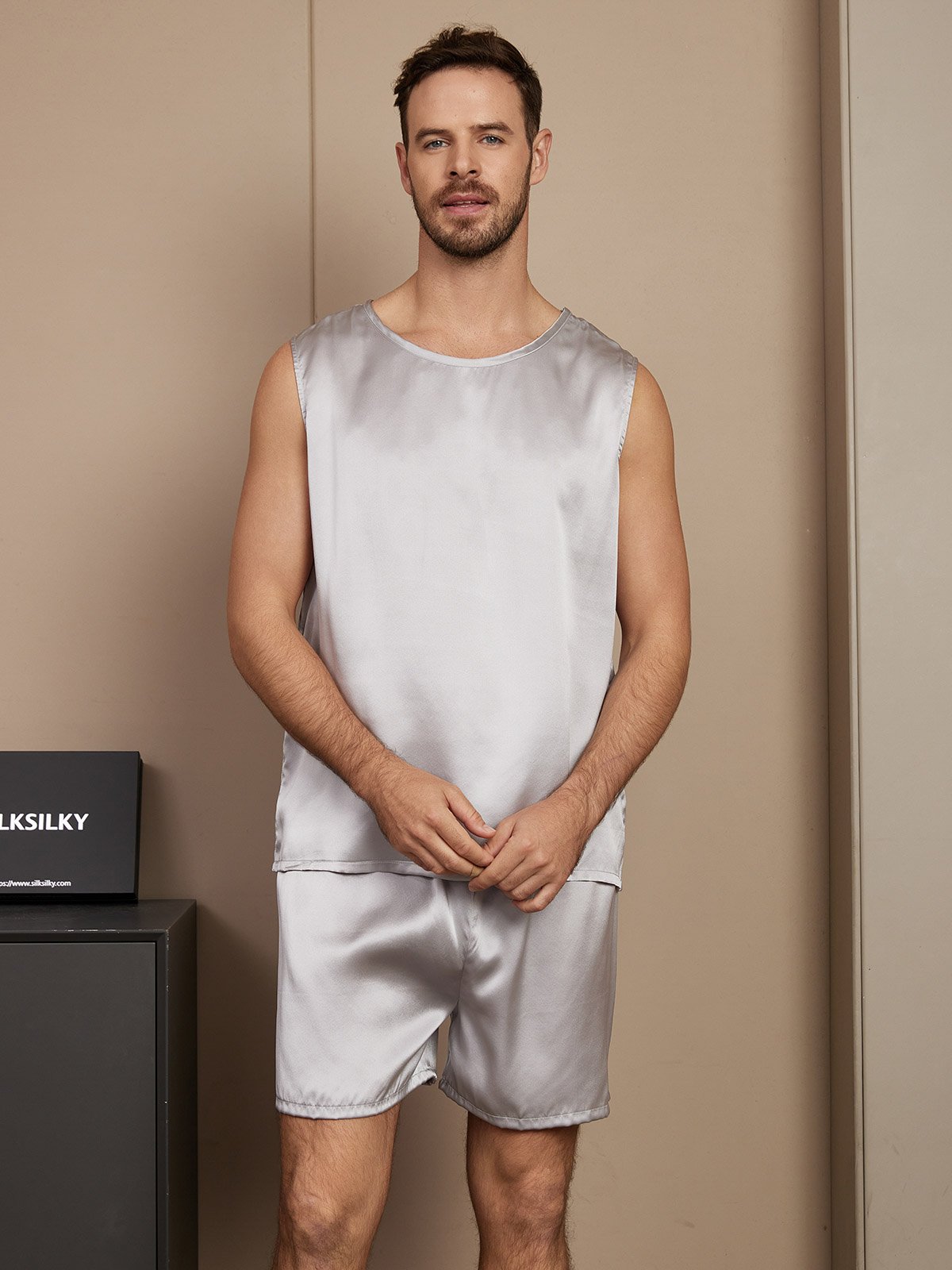 SilkSilky UK Pure Silk Sleeveless Round Neck Men's Pyjamas Silver 001