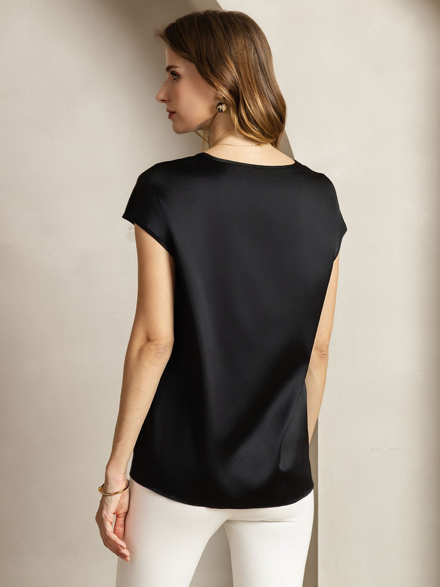 [Black] SilkSilky-UK 19Momme Silk Round Neck Women's T-Shirt 002