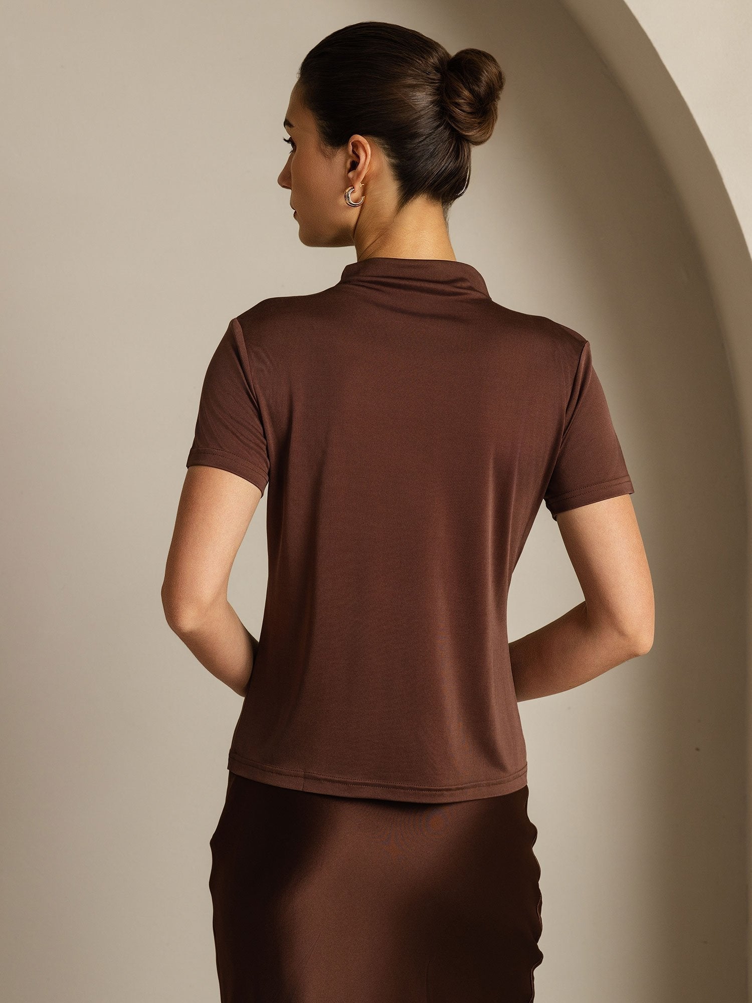 [Coffee] SilkSilky-UK 100% Silk Jersey Short Sleeve Mock Neck Women's T-Shirt 002