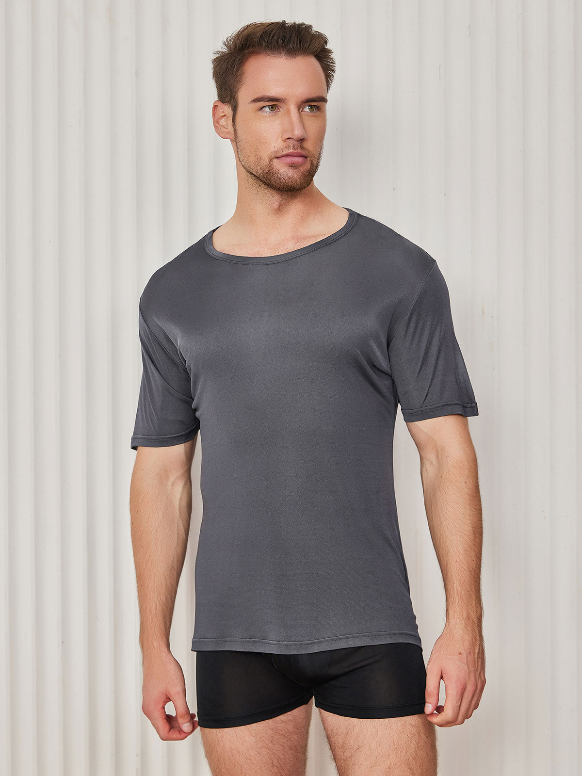 SilkSilky-UK-Silk-Knitted-Short-Sleeve-Round-Neck-Men's-T-Shirt-Dark-Gray-004