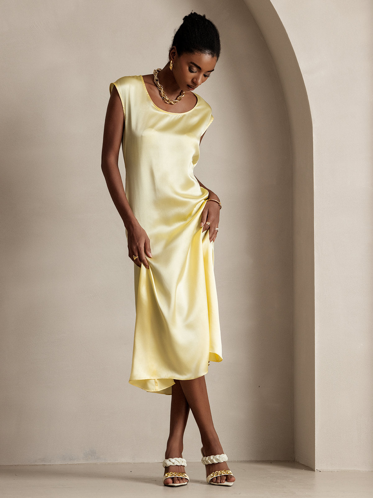 [Light Yellow] SilkSilky-UK 19Momme Silk Round Neck Dress 005
