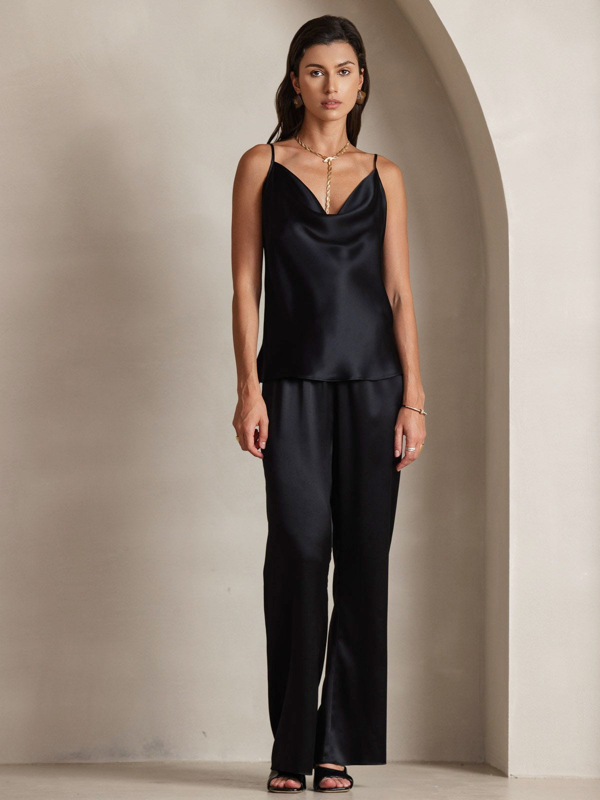 [Black] SilkSilky-UK 19Momme Silk Spaghetti Strap Cowl Neck Camisole 007