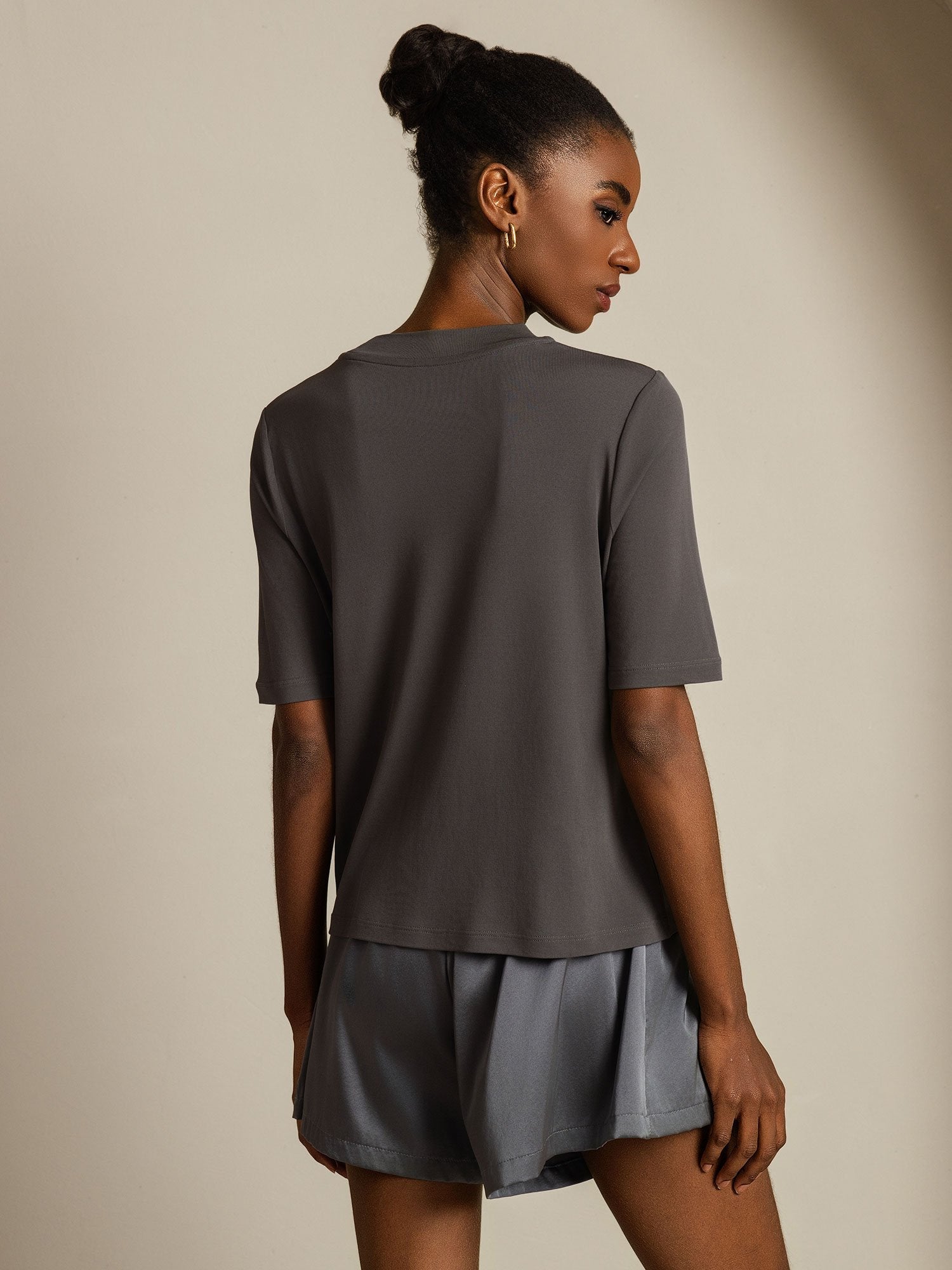 [Gray] SilkSilky-UK Pure Silk Round Neck Women's T-Shirt 002