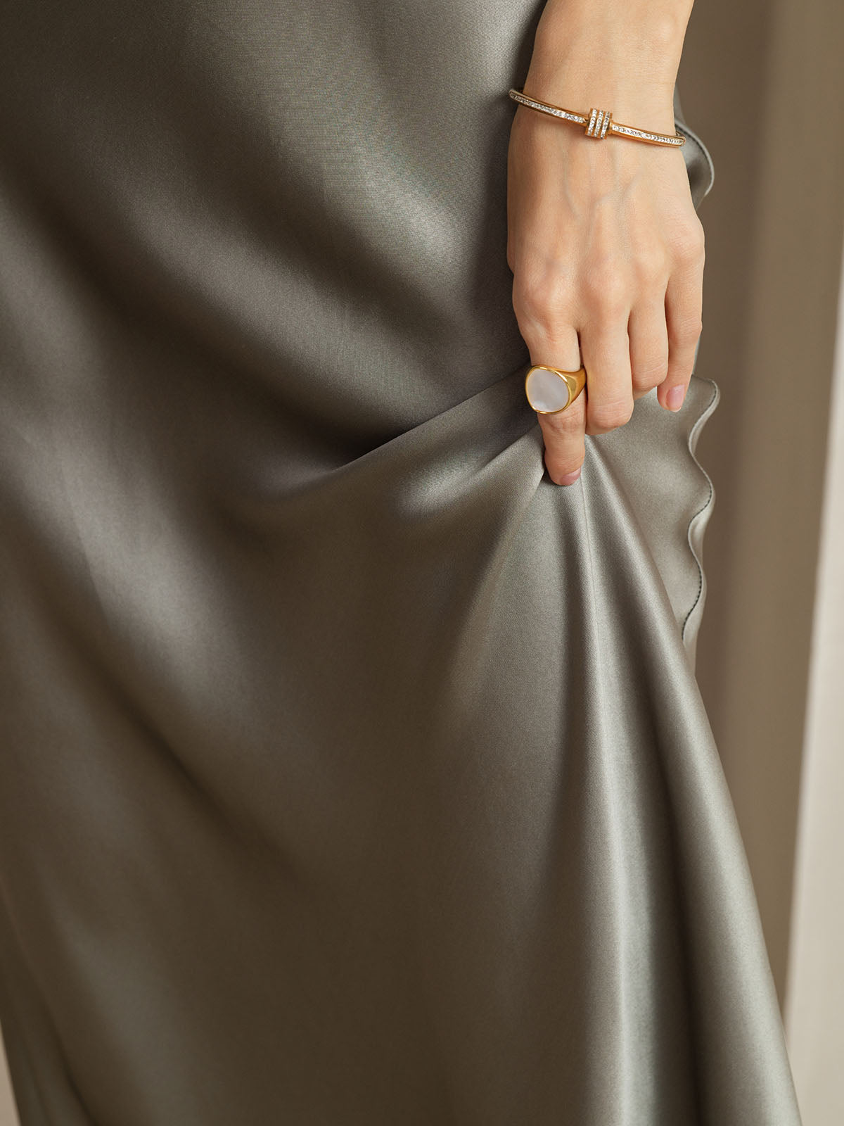 [Grayish Green] SilkSilky-UK Pure Silk Boat Neck Dress 006