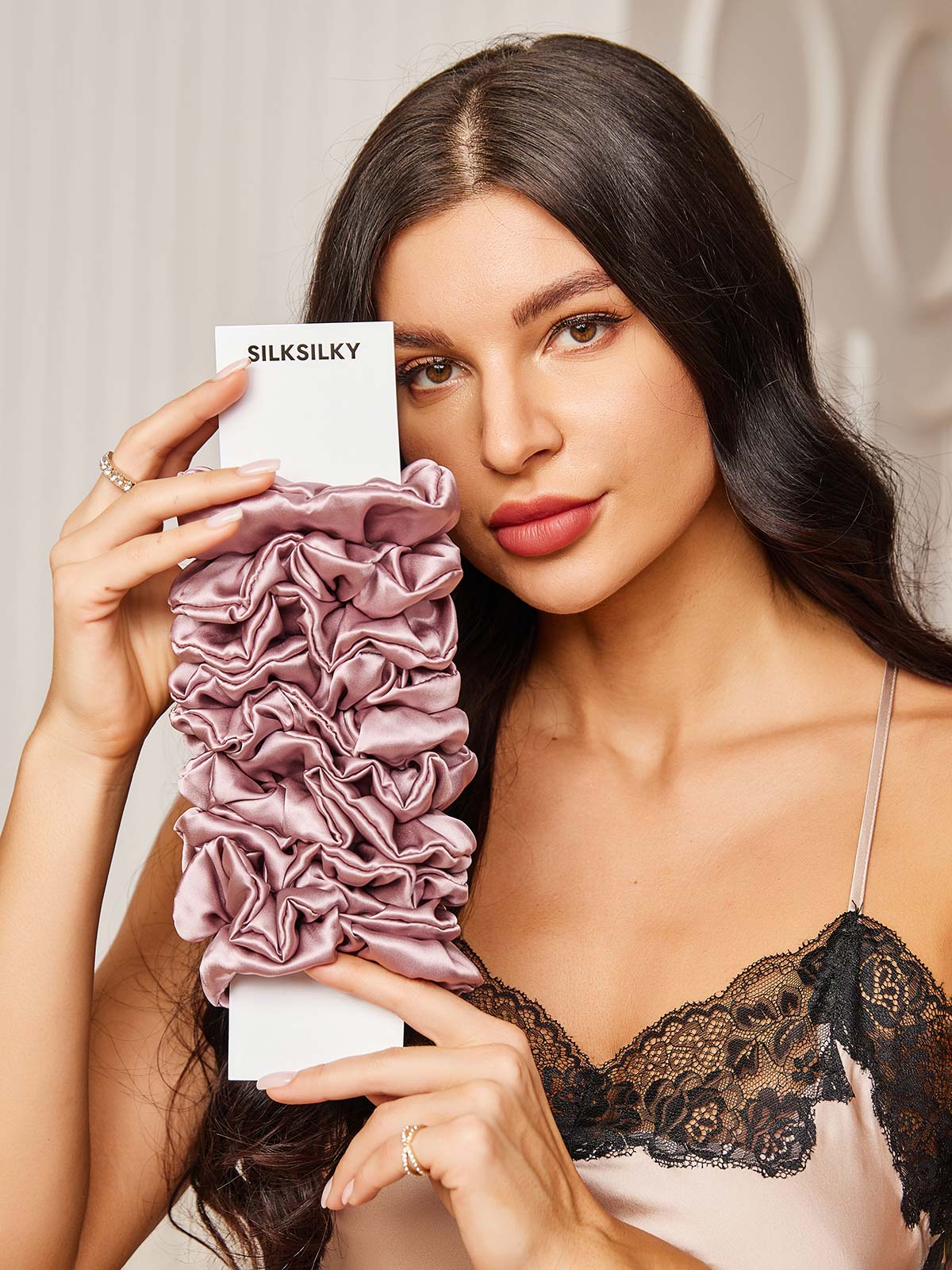 [Pale Mauve] SilkSilky-UK 19Momme Pure Silk Scrunchie 001