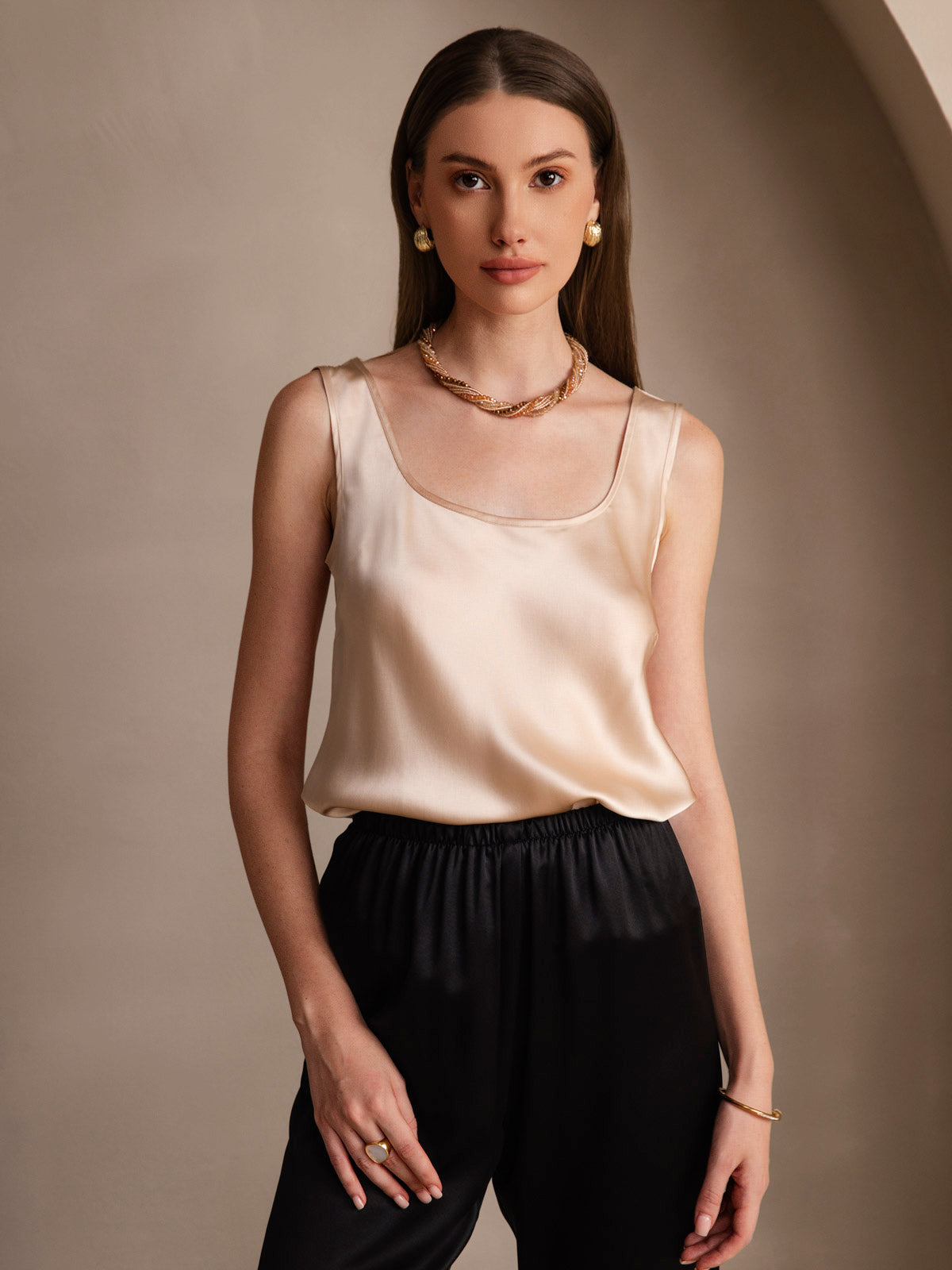 [Champagne] SilkSilky-UK 19Momme Silk Sleeveless U Neck Camisole 001