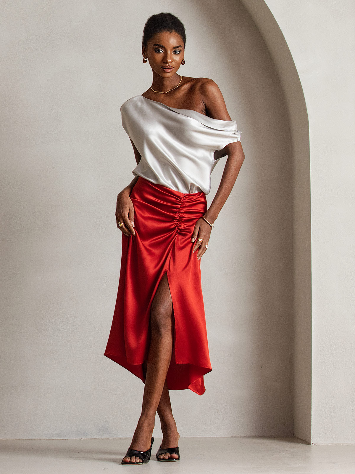 [Light Gray] SilkSilky-UK 19Momme Silk One Shoulder Women's T-Shirt 007