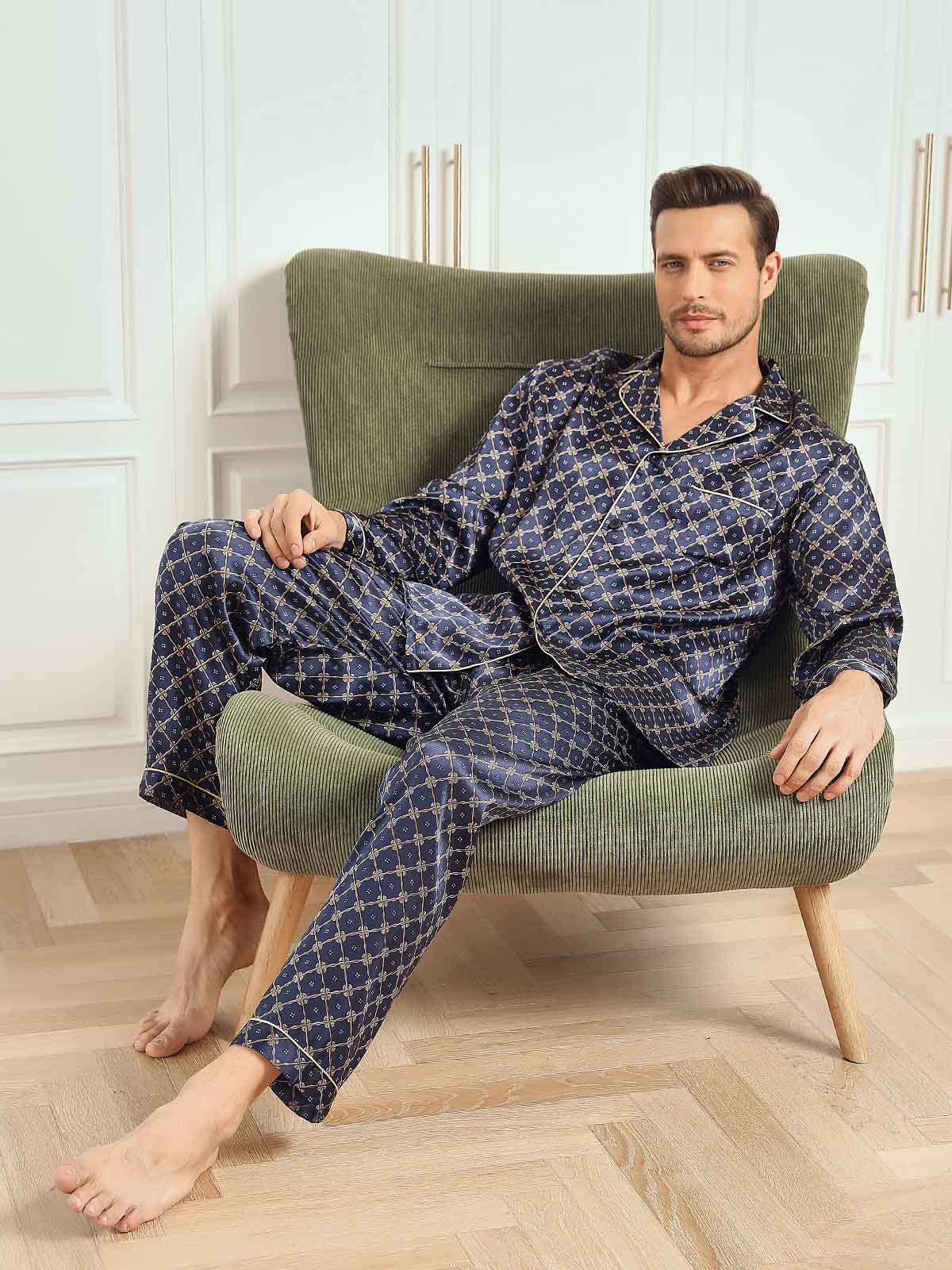 SilkSilky UK 19Momme Pure Silk Long Sleeve Lapel Men's Pyjamas DarkBlue 001