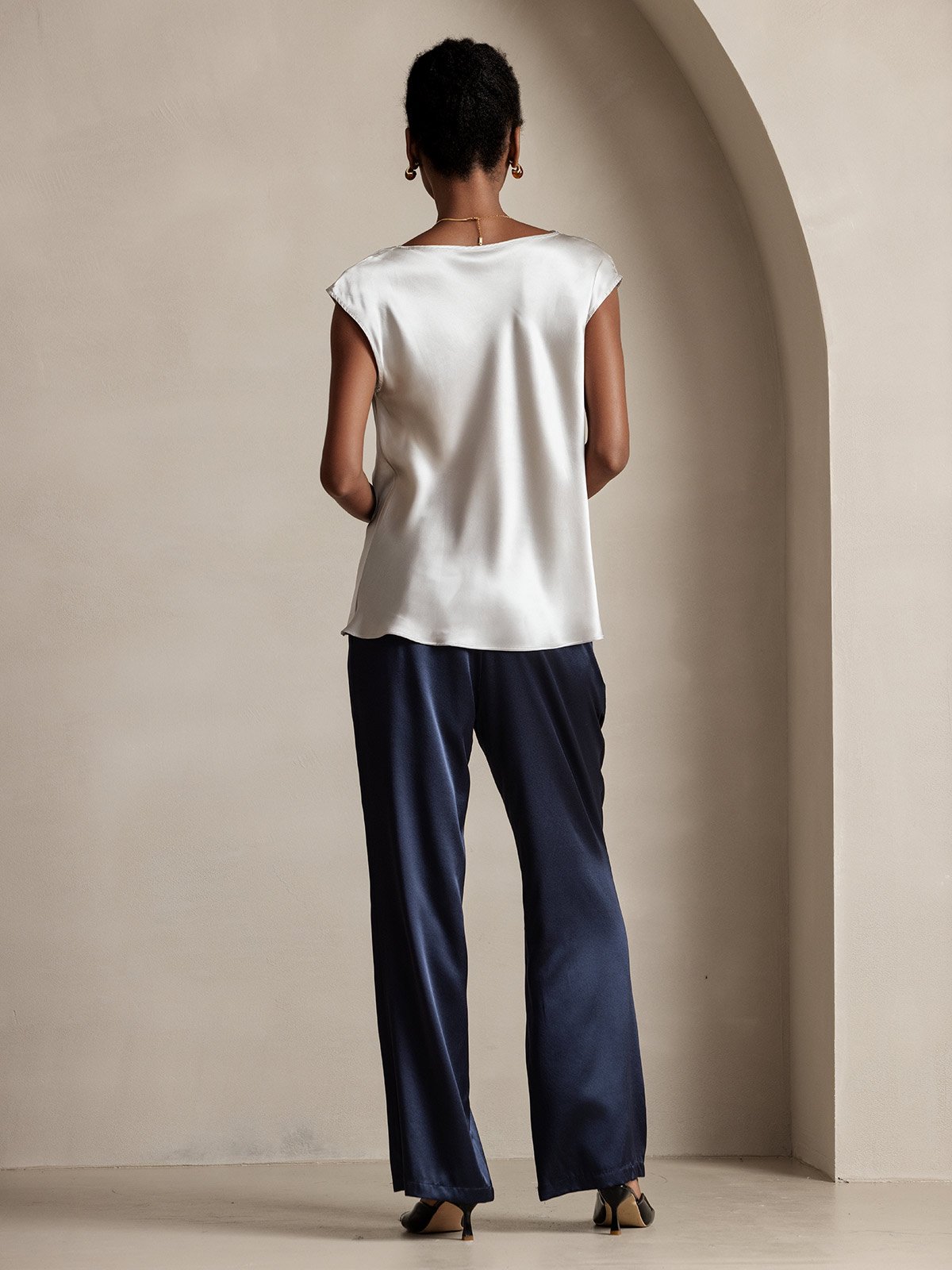 [Light Gray] SilkSilky-UK 19Momme Silk Cap Sleeve Cowl Neck Women's T-Shirt 002