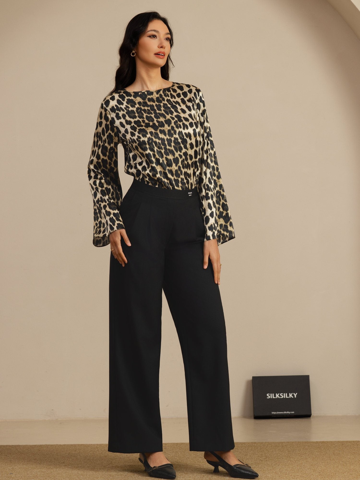 [Leopard] SilkSilky-UK 19Momme Stretch Silk Charmeuse Long Sleeve Boat Neck Blouse 007