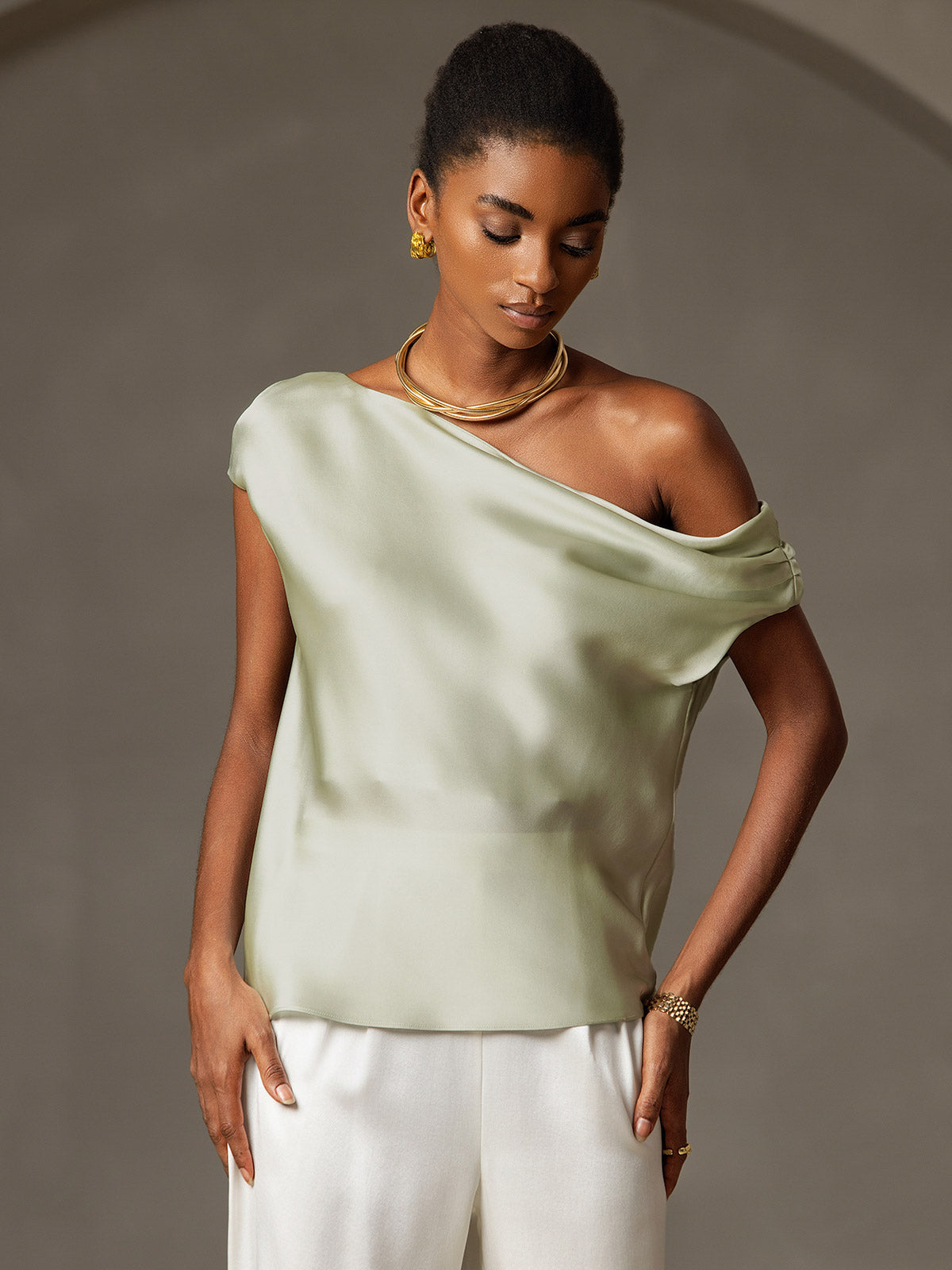 [Light Green] SilkSilky-UK 19Momme Silk One Shoulder Women's T-Shirt 003