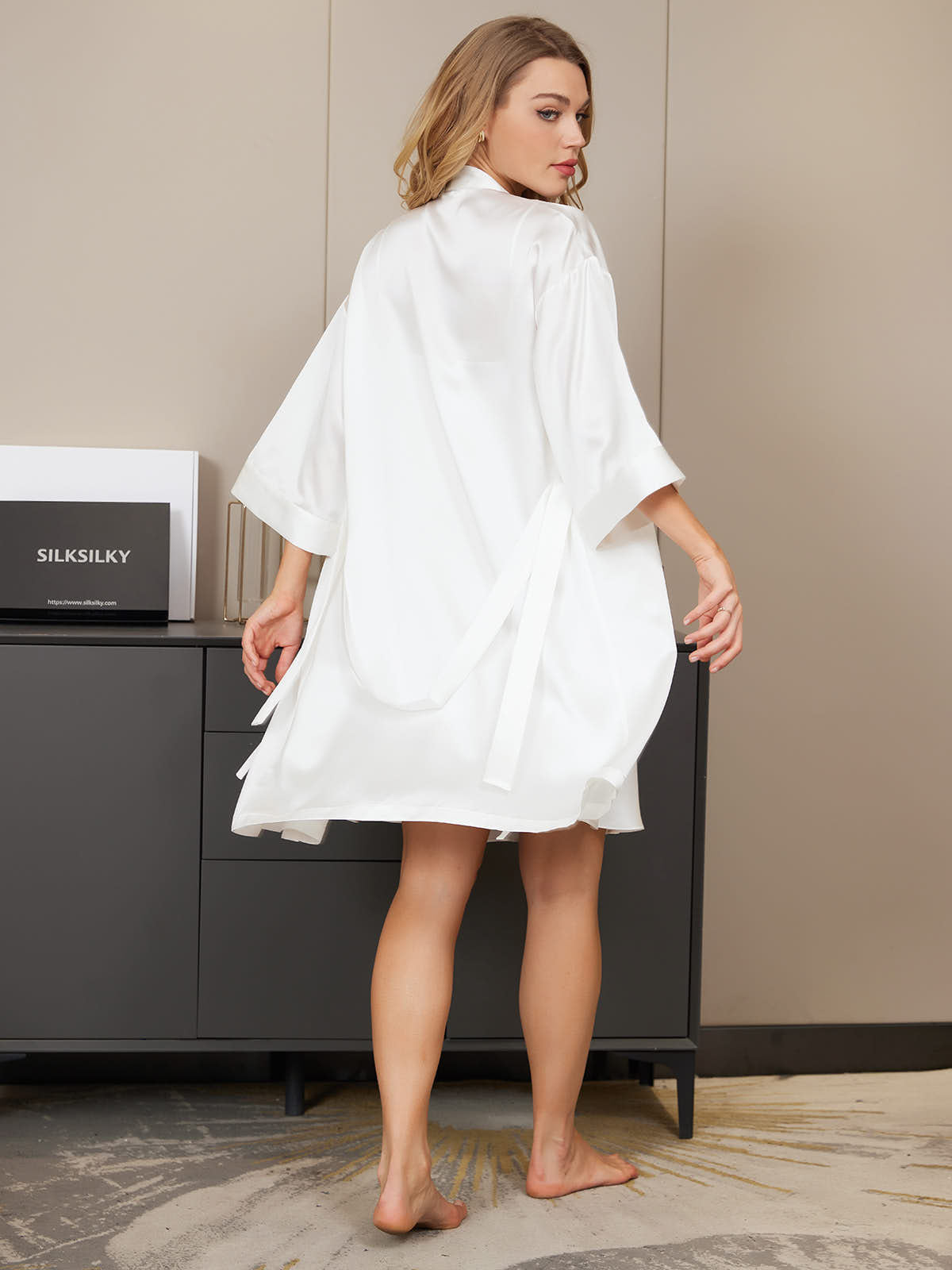 [White] SilkSilky-UK Pure Silk V Neck Nightdress&Dressing gowns 002