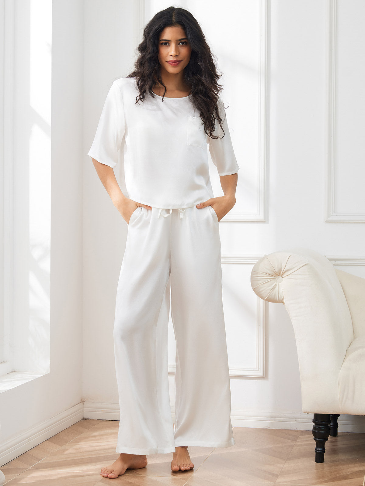 SilkSilky UK Pure Silk Half Sleeve Round Neck Women's Pyjamas White 004