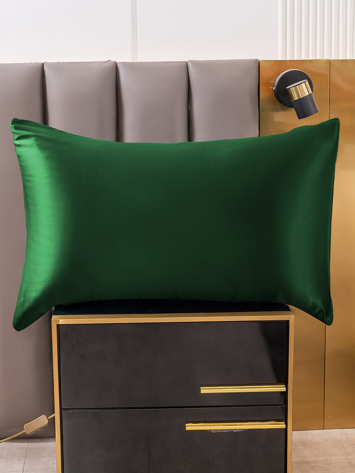 SilkSilky-UK 19Momme Pure Silk Pillowcase DarkGreen 001