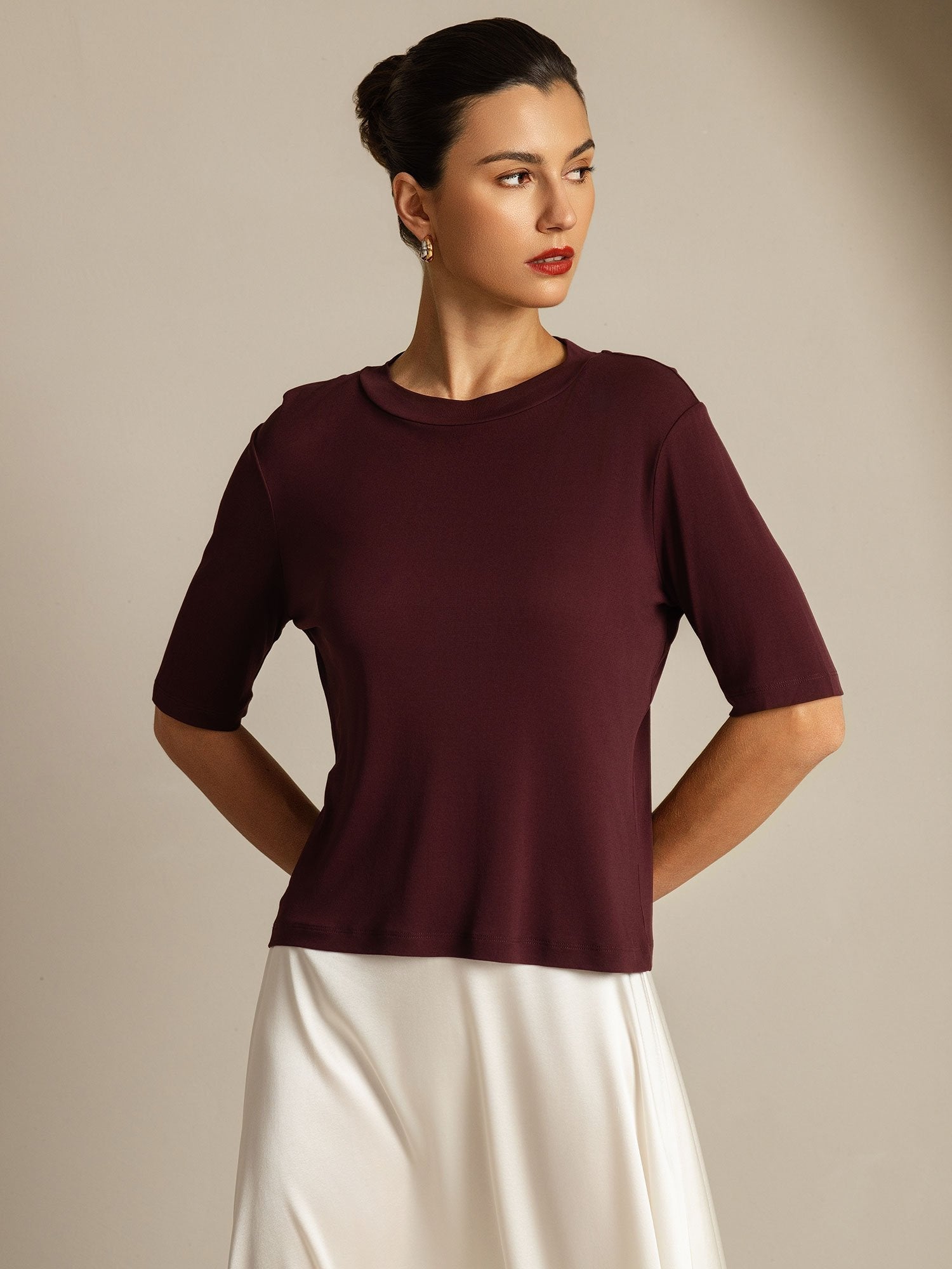 [Windsor Wine] SilkSilky-UK Half Sleeve Crew Neck Women's T-Shirt 001