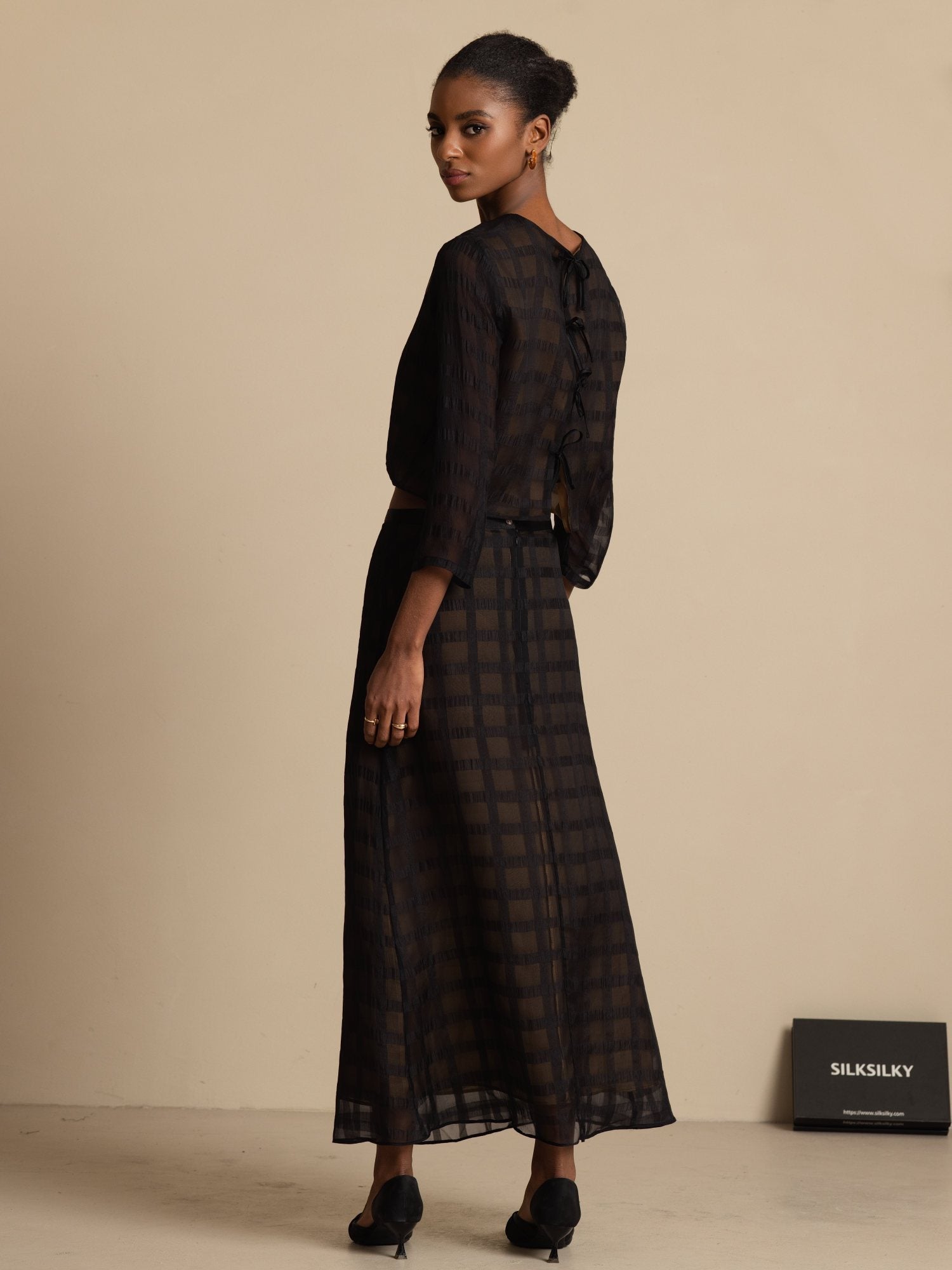 [Black] SilkSilky-UK Pure Silk Long Sleeve Round Neck Women''s Outfit Sets 002