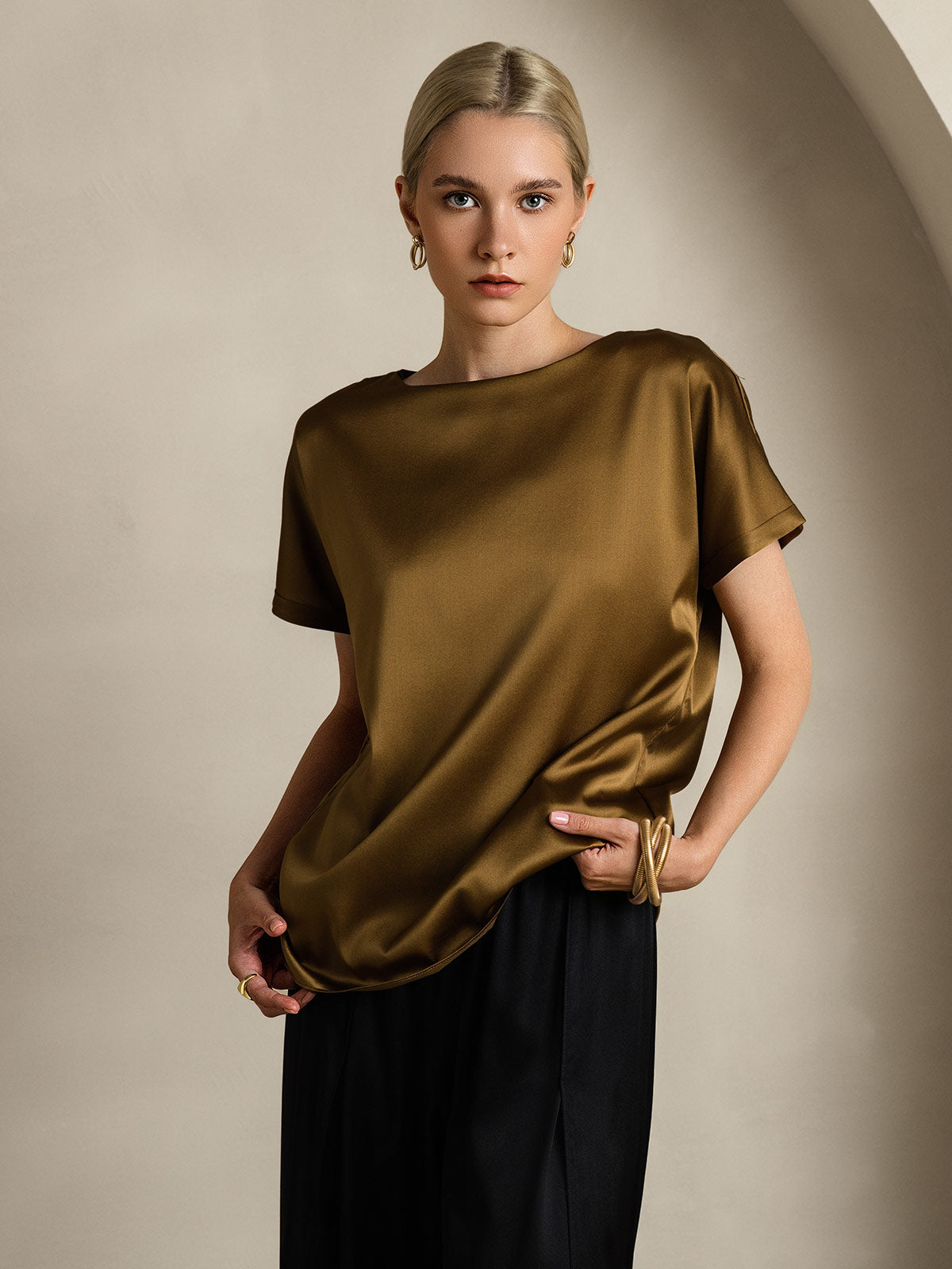 [Brown] SilkSilky-UK 19Momme Silk Short Sleeve Round Neck Women's T-Shirt 003