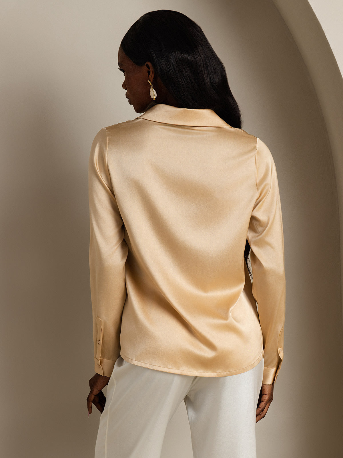 SilkSilky-UK 19Momme Silk Long Sleeve Collar Women's Shirt Champagne 002