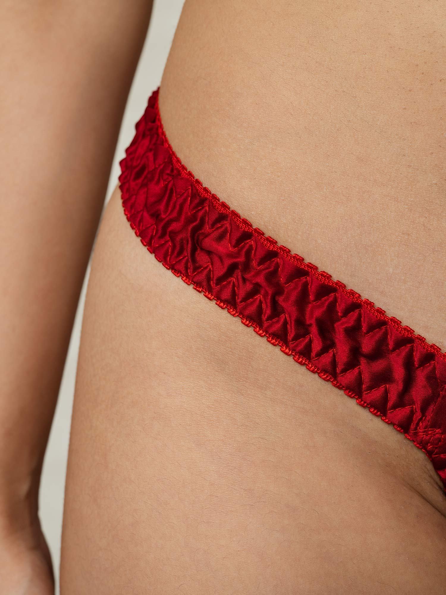 [Red] SilkSilky-UK Pure Silk Panty 010