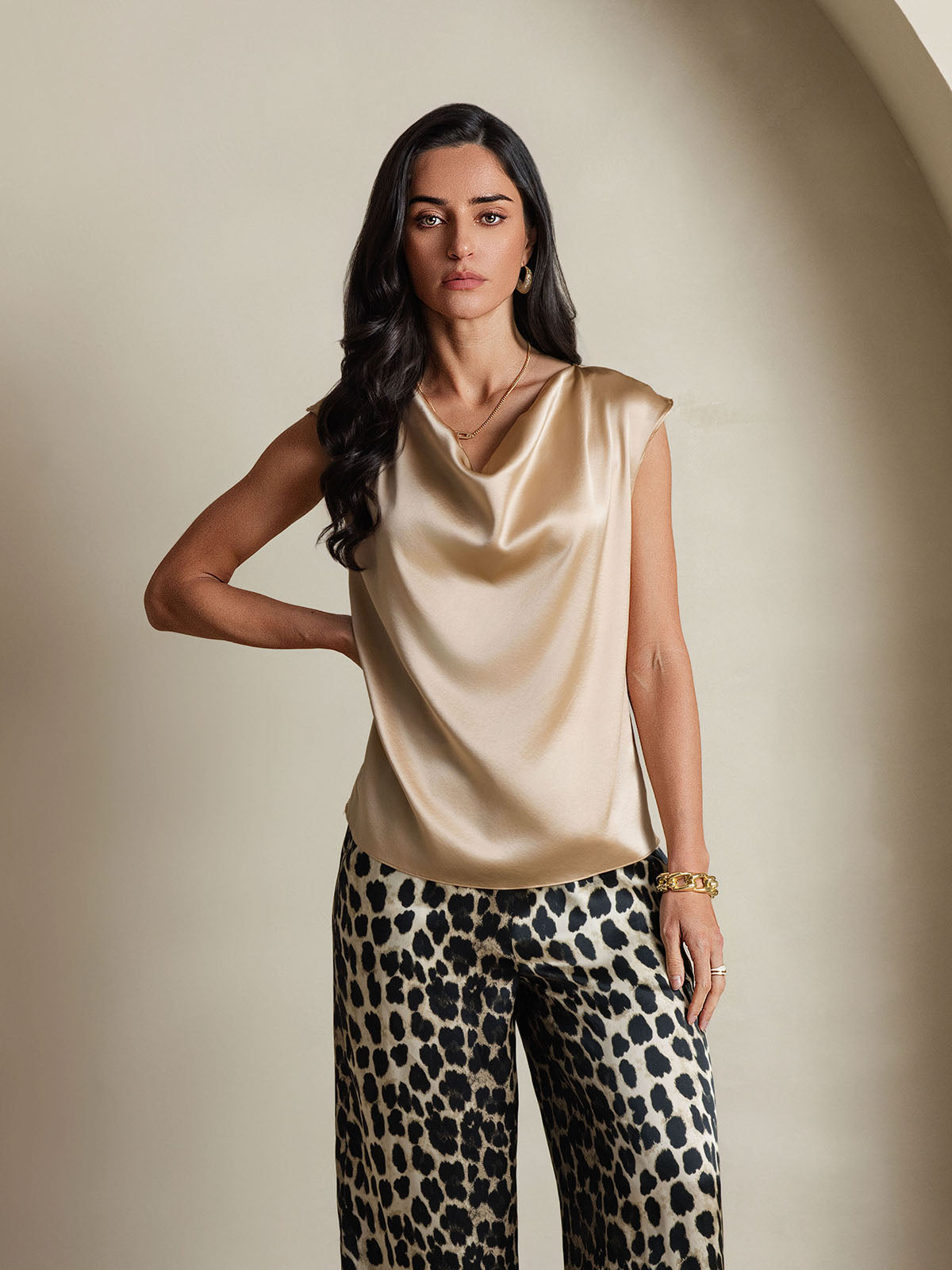 [Champagne] SilkSilky-UK 19Momme Silk Cap Sleeve Cowl Neck Women's T-Shirt 003