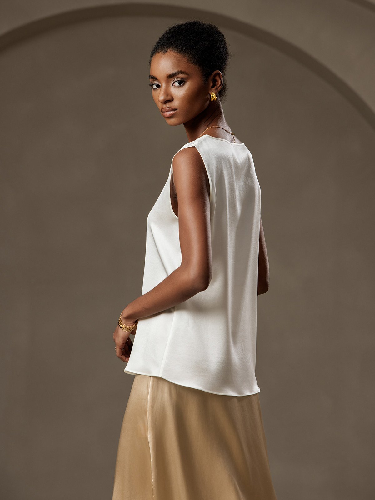 [White] SilkSilky-UK 19Momme Silk Round Neck Camisole 004