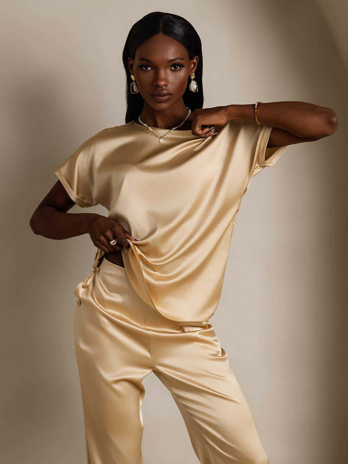[Champagne] SilkSilky-UK 19Momme Silk Short Sleeve Round Neck Women's T-Shirt 004