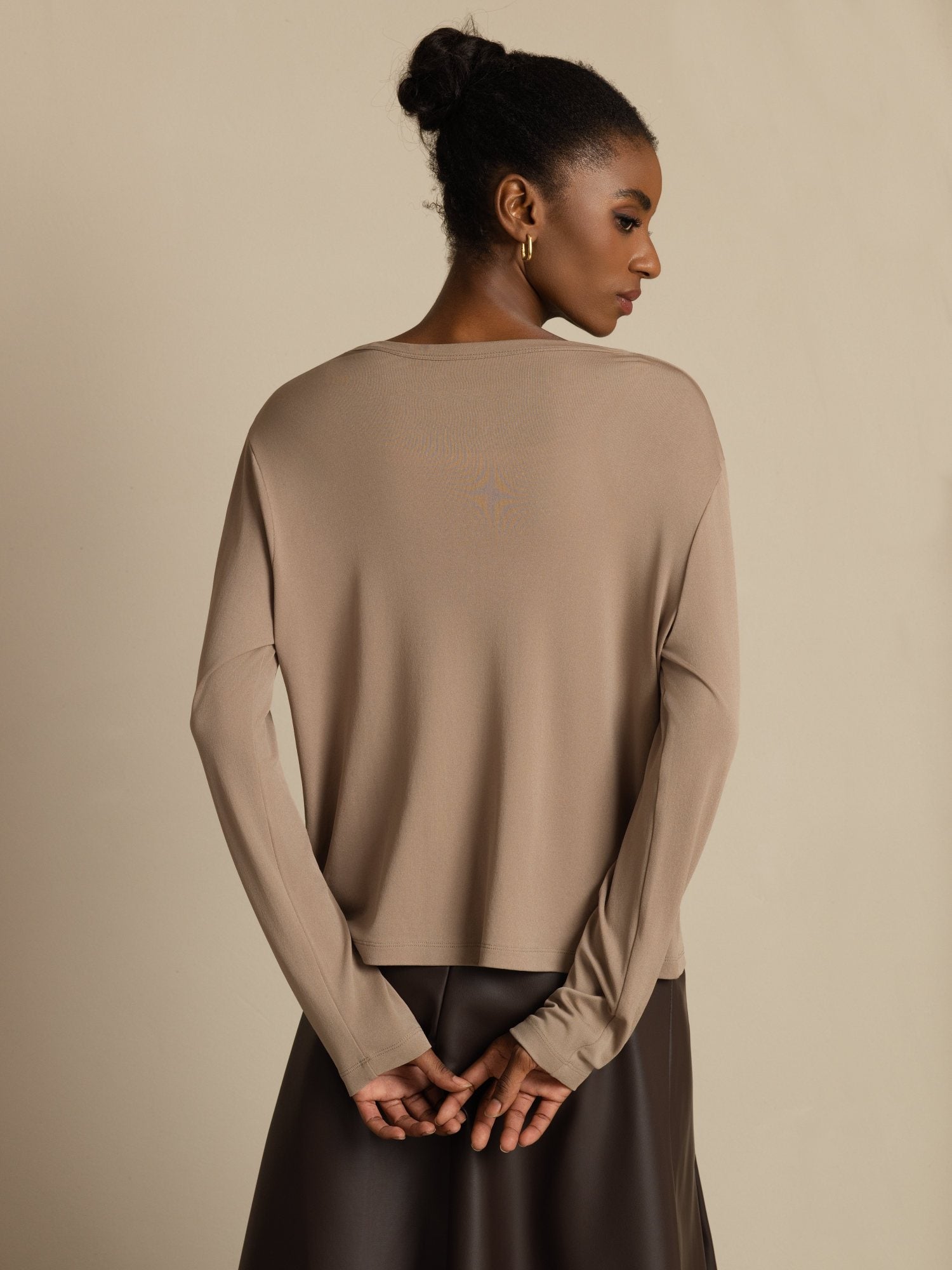 [Tan] SilkSilky-UK 19Momme 100% High-Twist Silk Jersey Long Sleeve V Neck Women's Cardigan 002