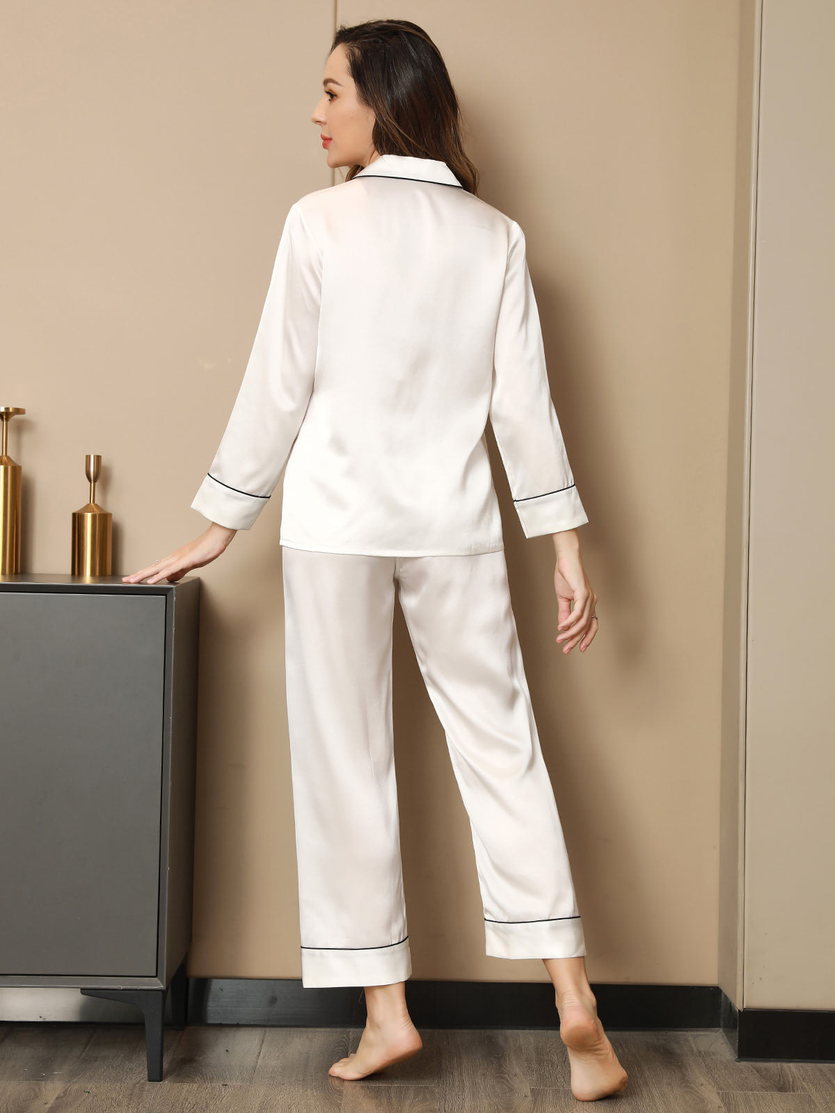 [White] SilkSilky-UK Pure Silk Long Sleeve Notch Collar Women's Pyjamas 003