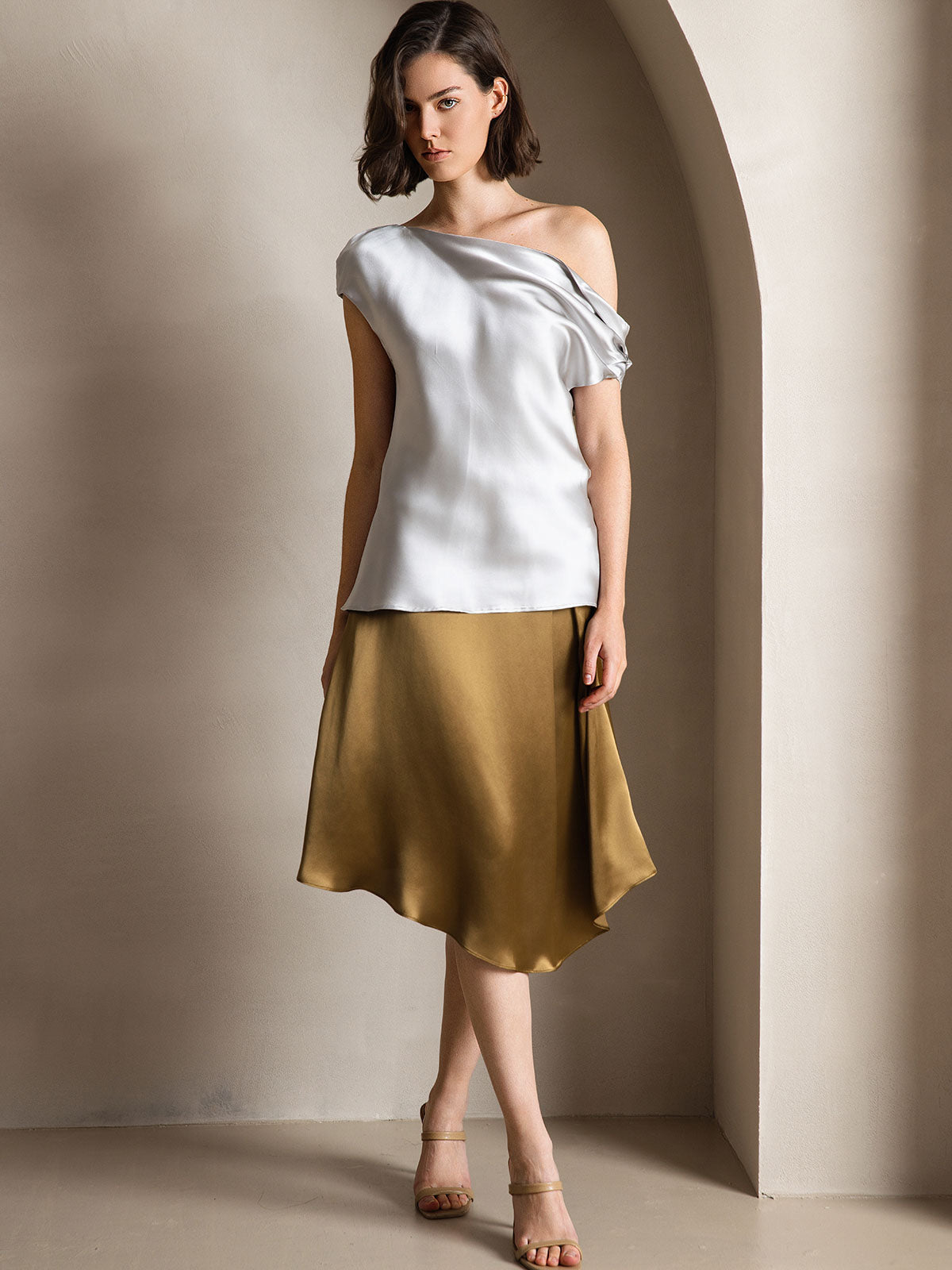 SilkSilky-UK 19Momme Silk Sleeveless One Shoulder Women's T-Shirt LightGray 004
