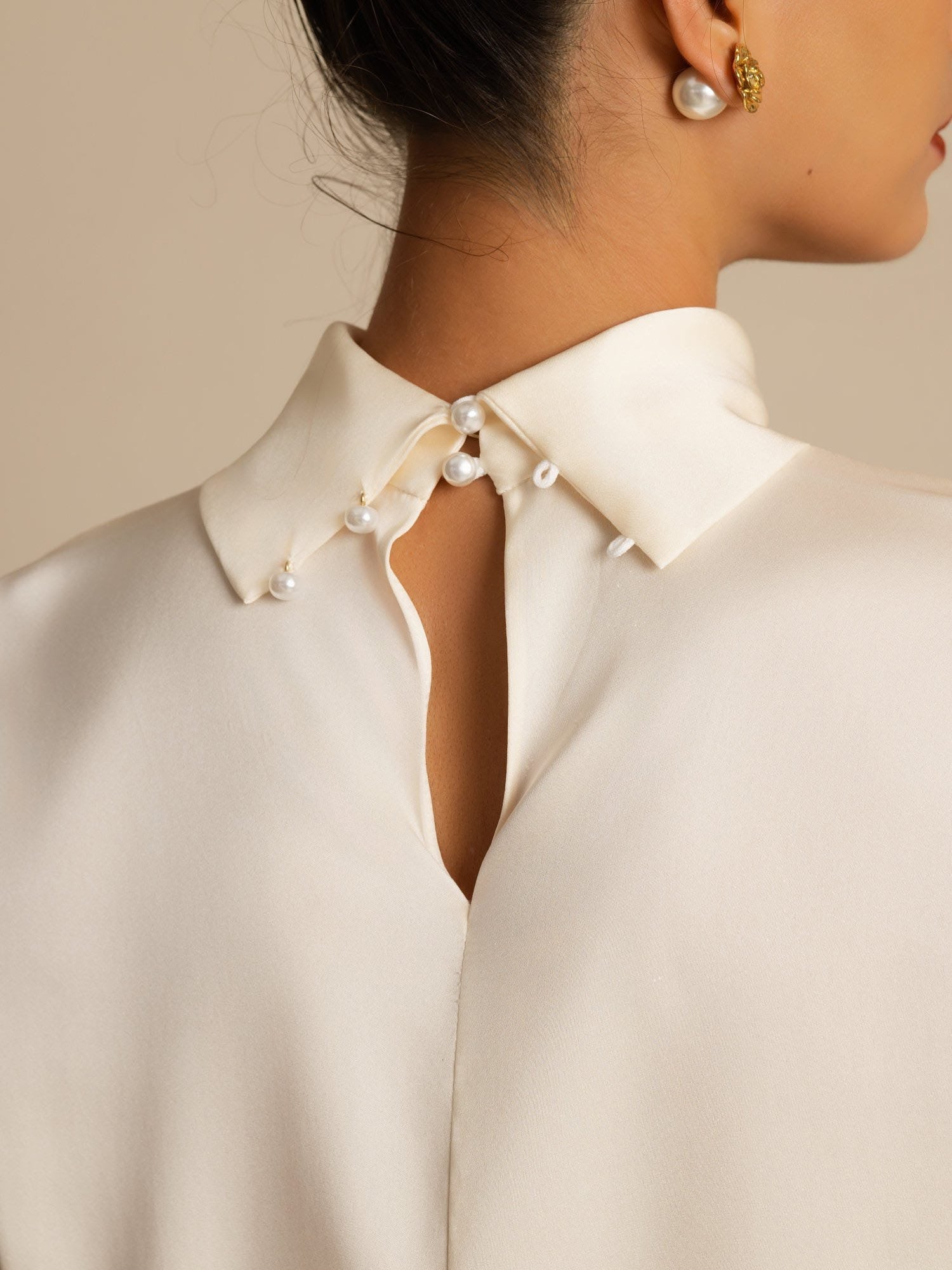 [Champagne] SilkSilky-UK 19Momme Silk Long Sleeve Turtle Neck Women's T-Shirt 004