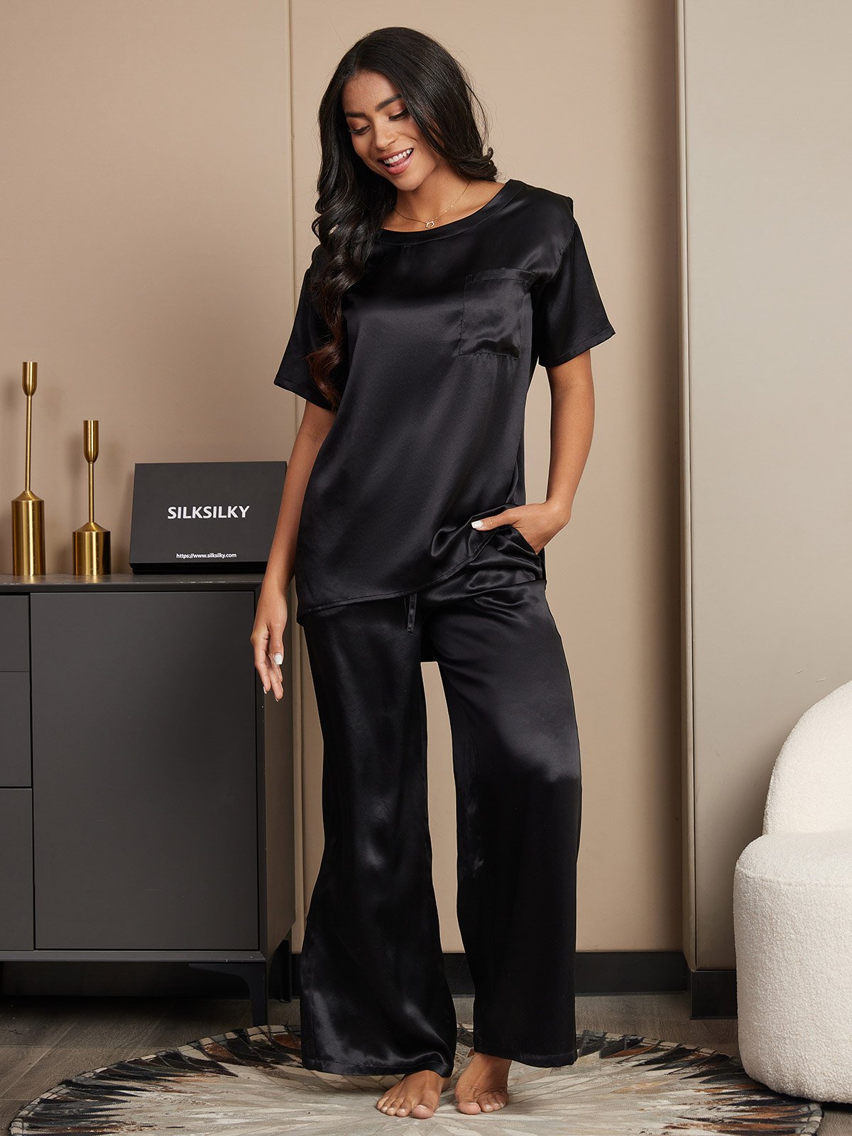 [Black] SilkSilky-UK Pure Silk Short Sleeve Womens Pajamas 001