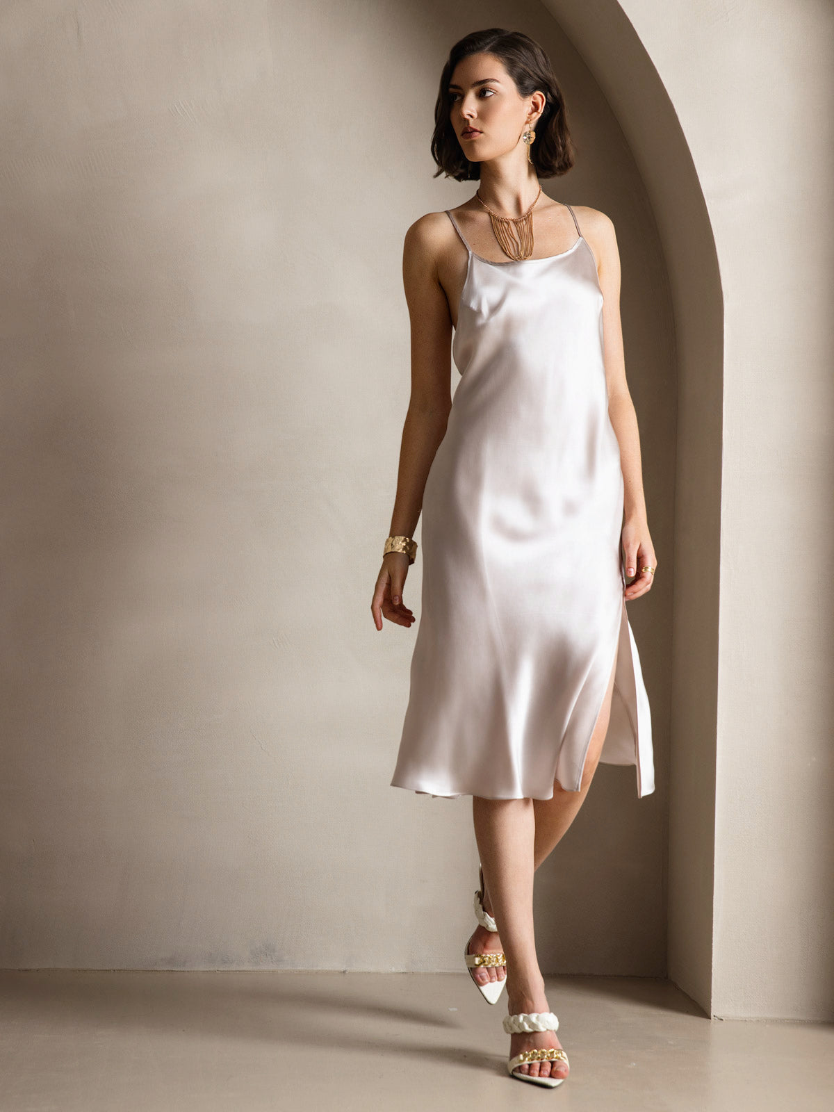 [Beige] SilkSilky-UK Pure Silk Round Neck Dress 004