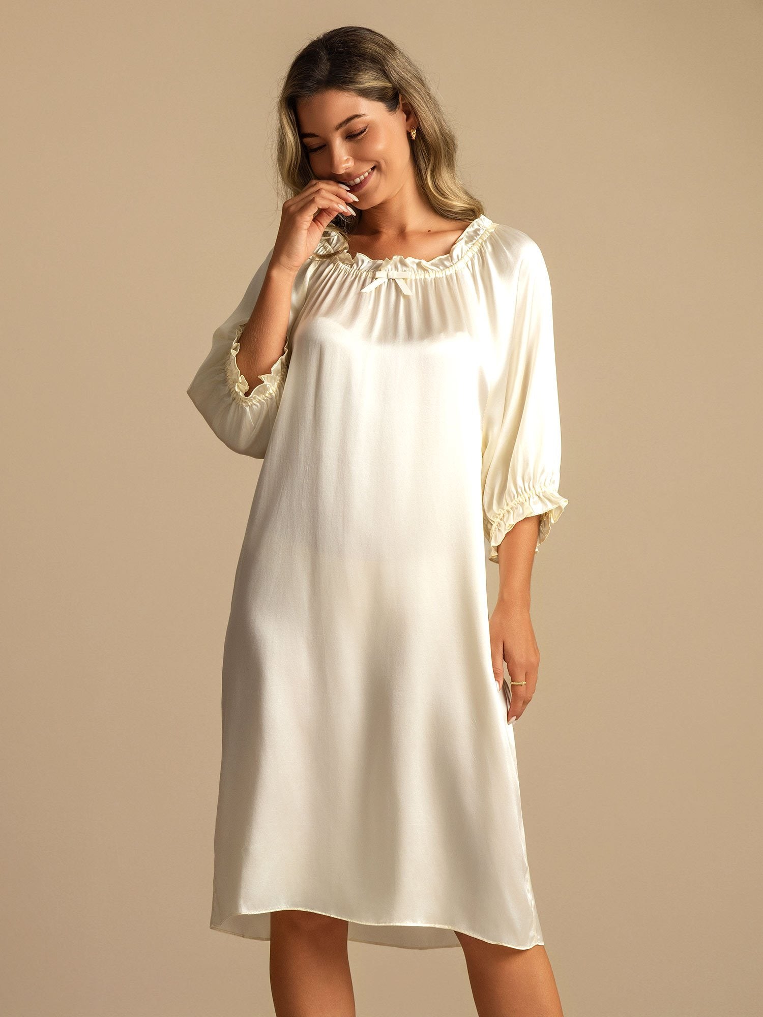 [White] SilkSilky-UK Pure Silk Nightgown 007