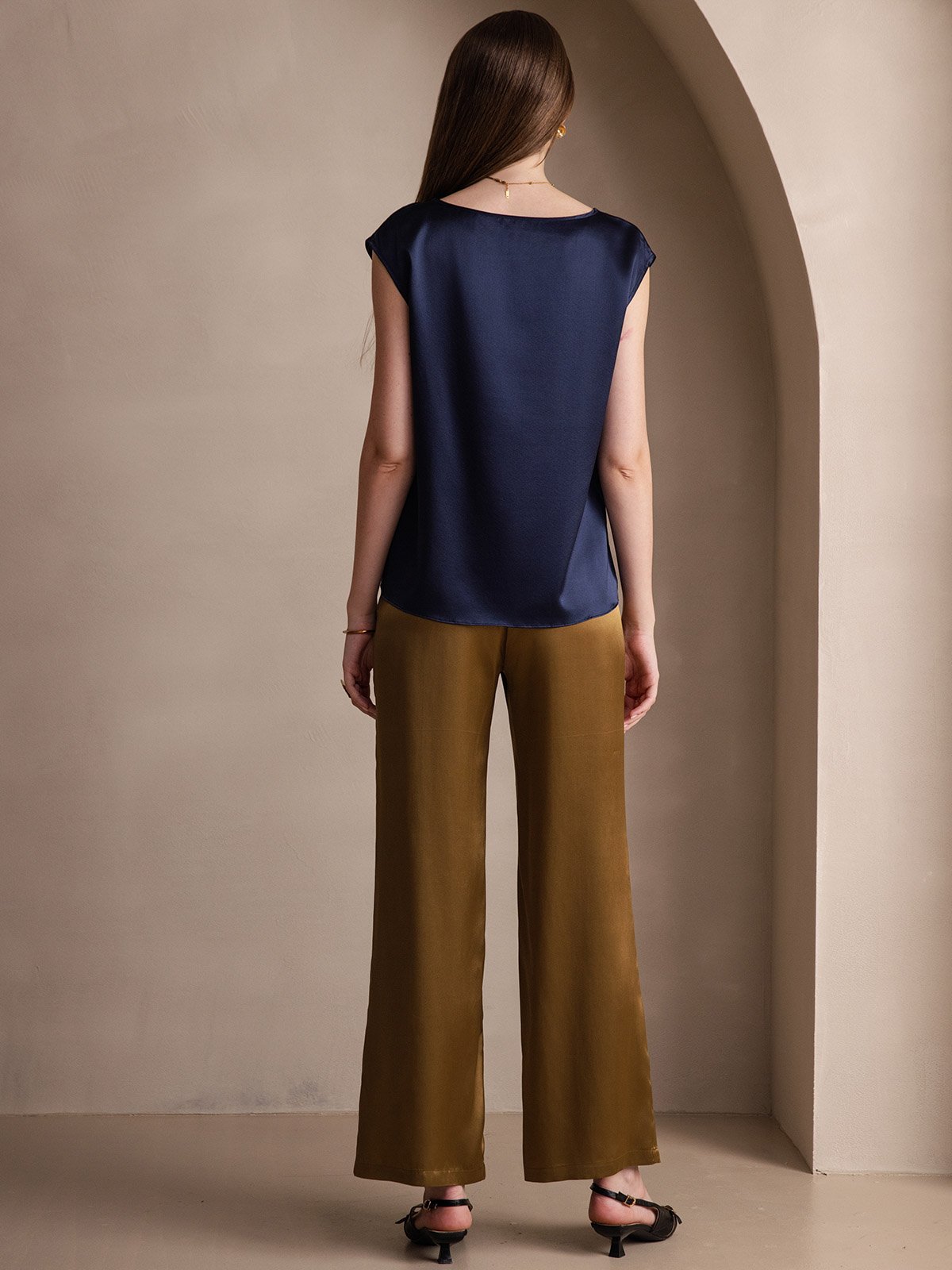 [Dark Blue] SilkSilky-UK 19Momme Silk Round Neck Women's T-Shirt 002