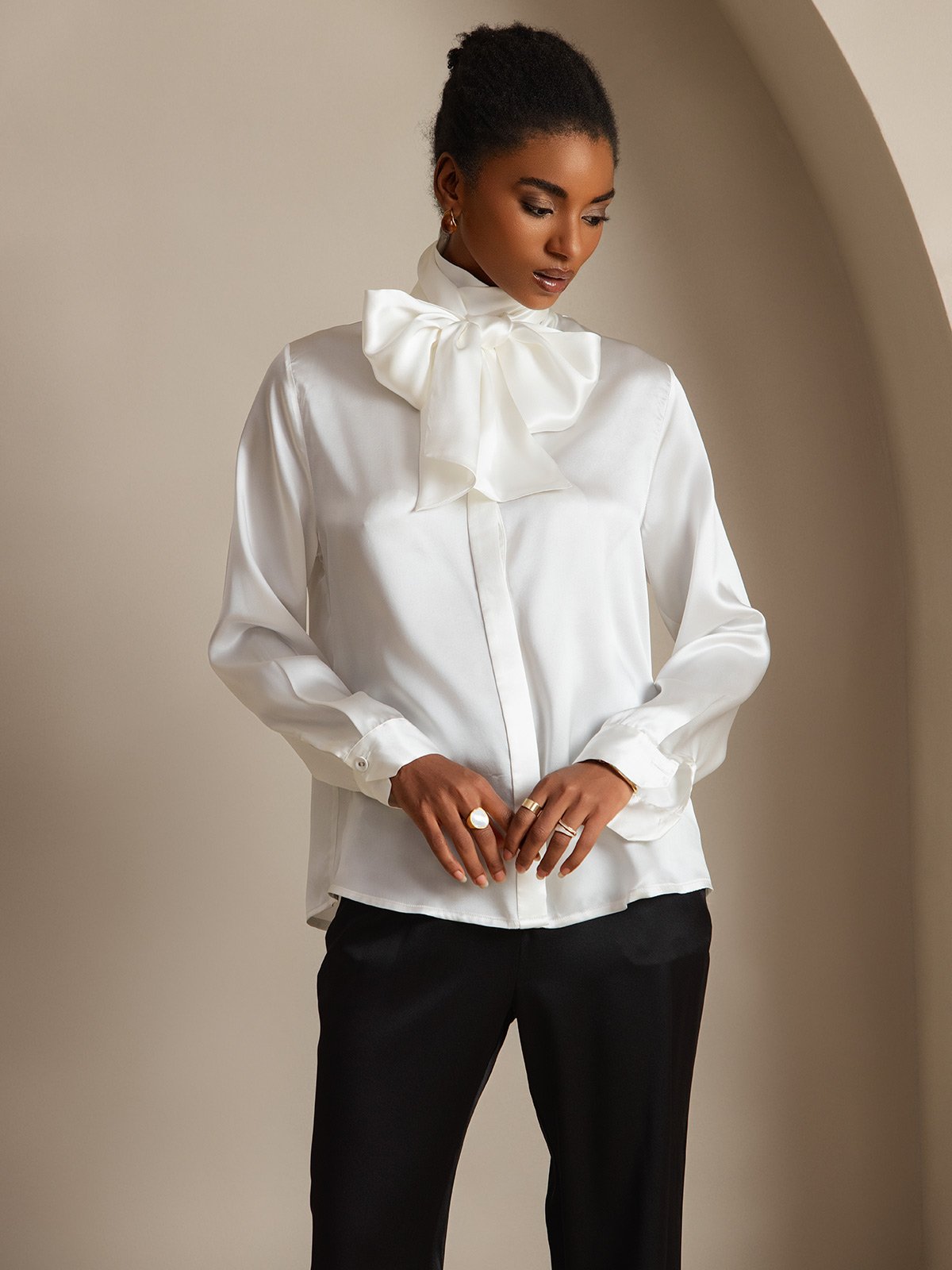 [White] SilkSilky-UK 19Momme Silk Long Sleeve Tie Neck Blouse 001