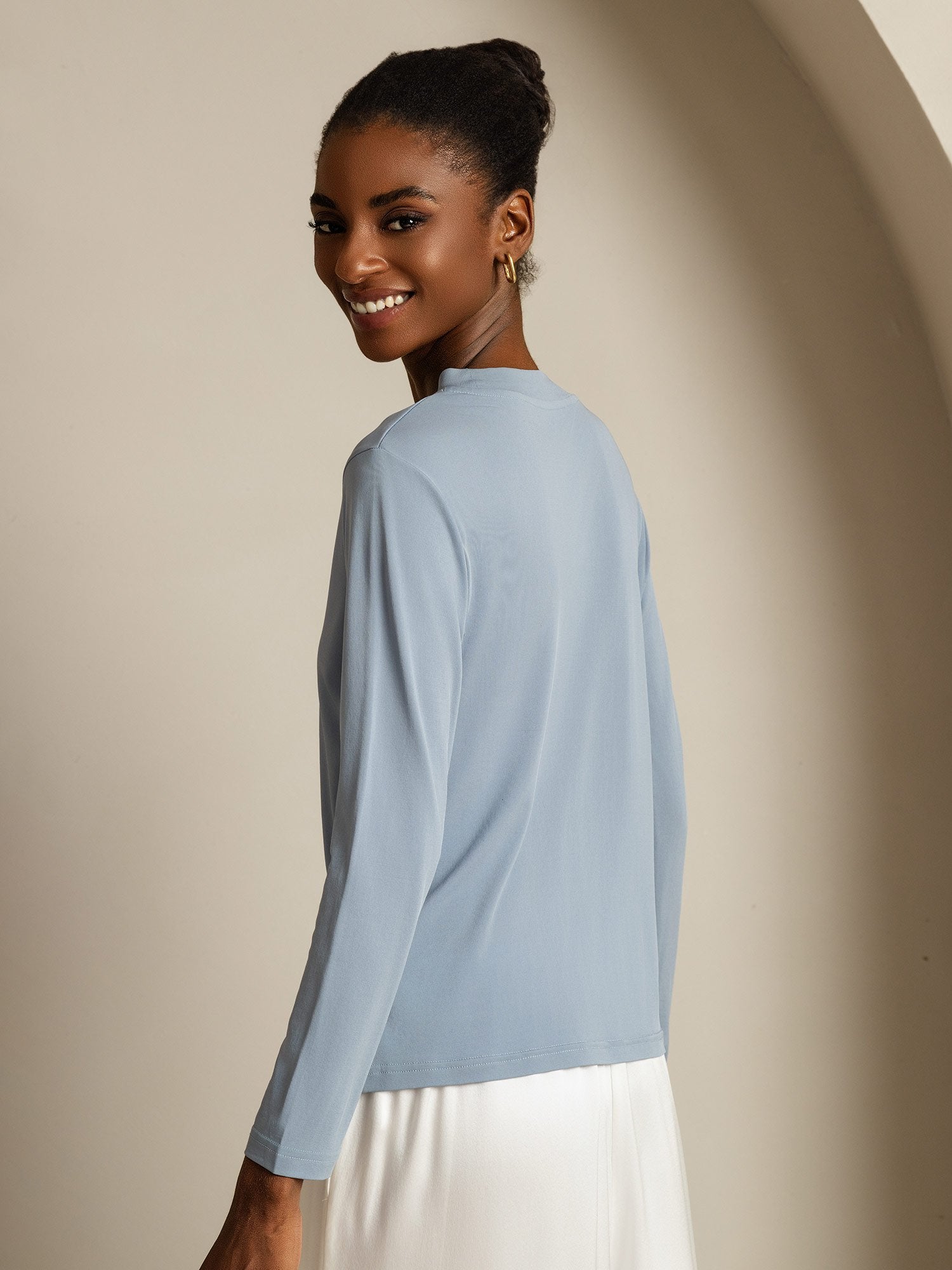 [GrayishBlue] SilkSilky-UK Pure Silk Round Neck Women's T-Shirt 002