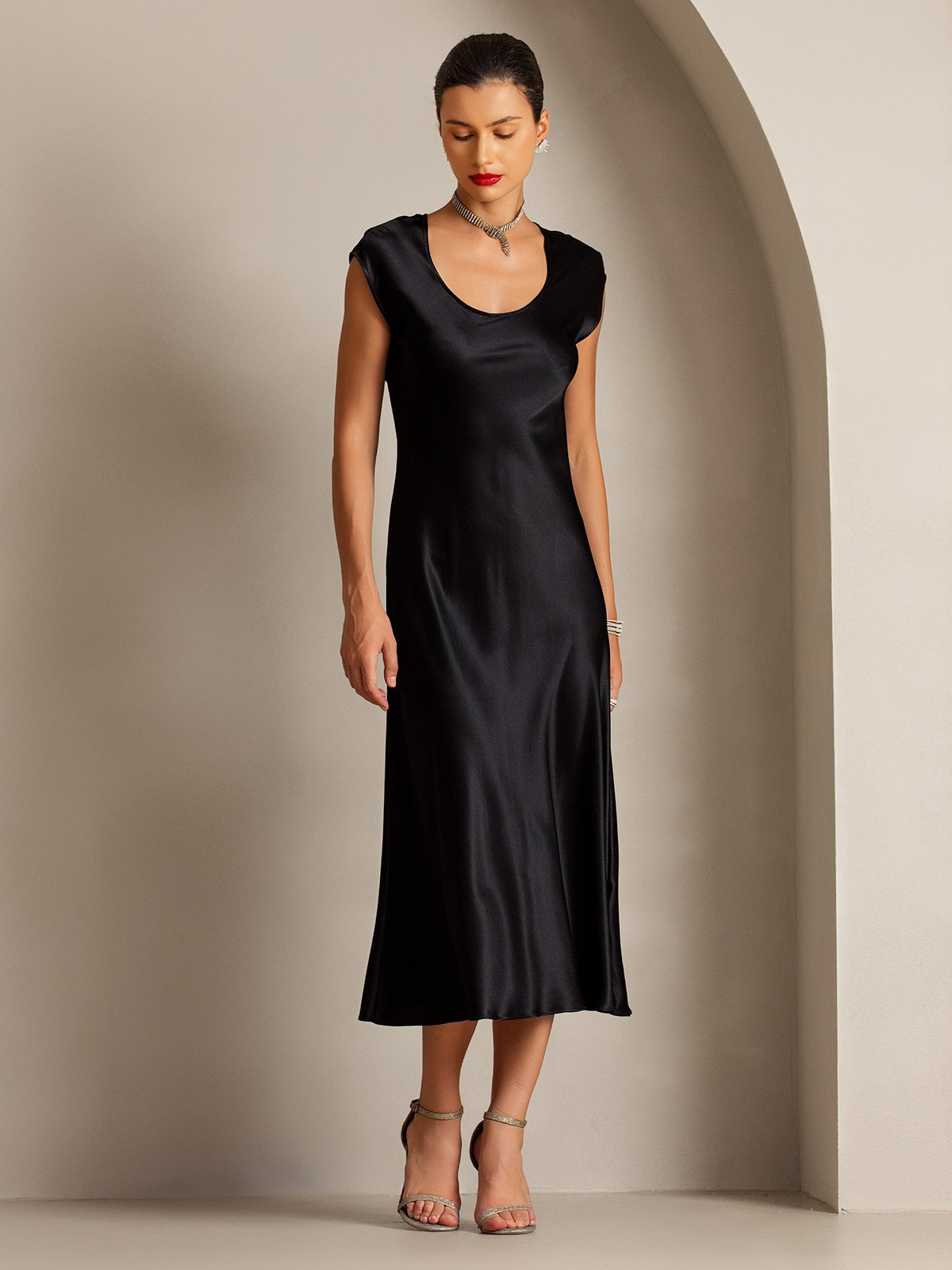 [Black] SilkSilky-UK 19Momme Silk Cap Sleeve Round Neck Dress 007