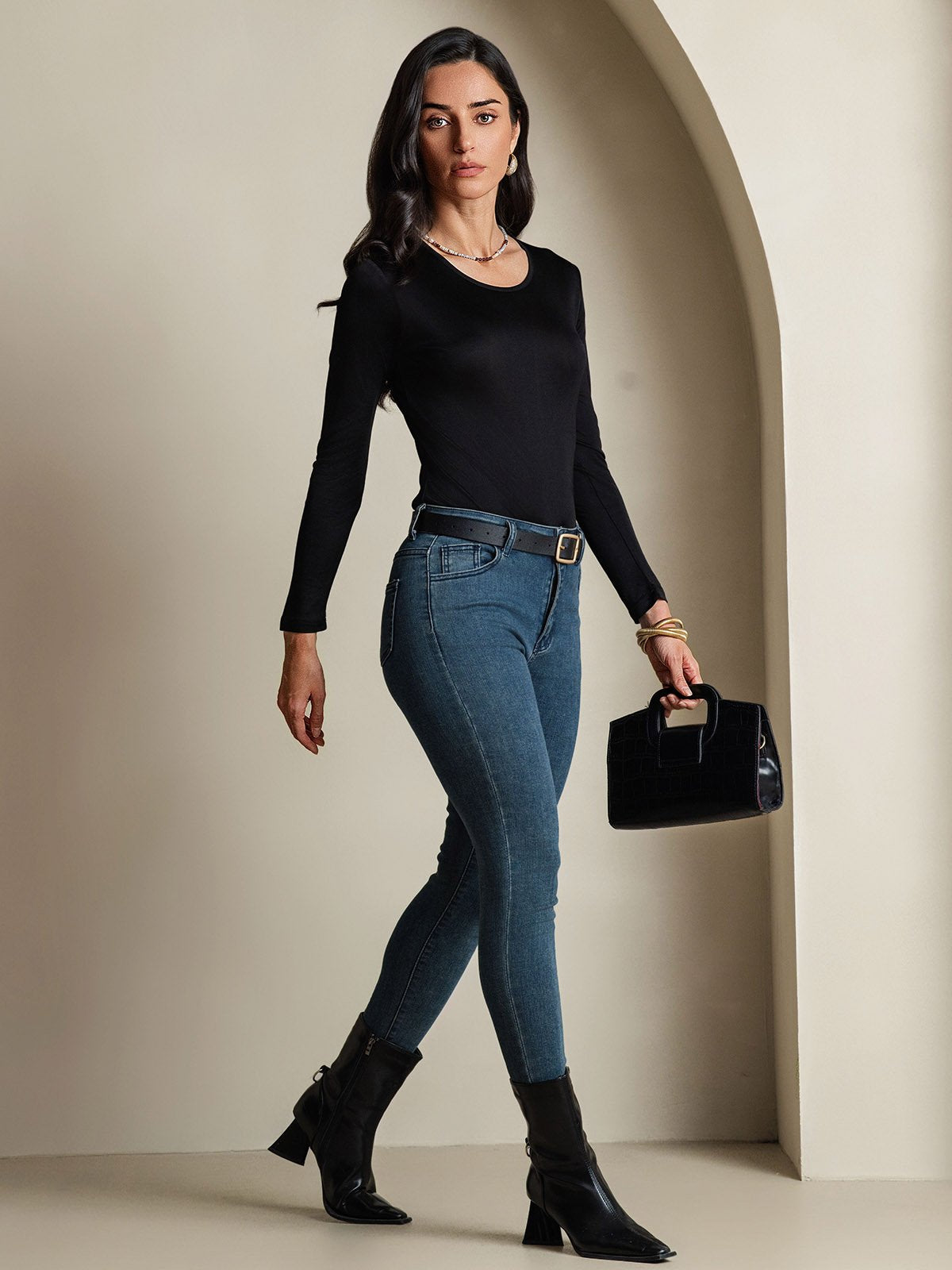 [Black] SilkSilky-UK Silk Long Sleeve Round Neck Women's T-Shirt 008