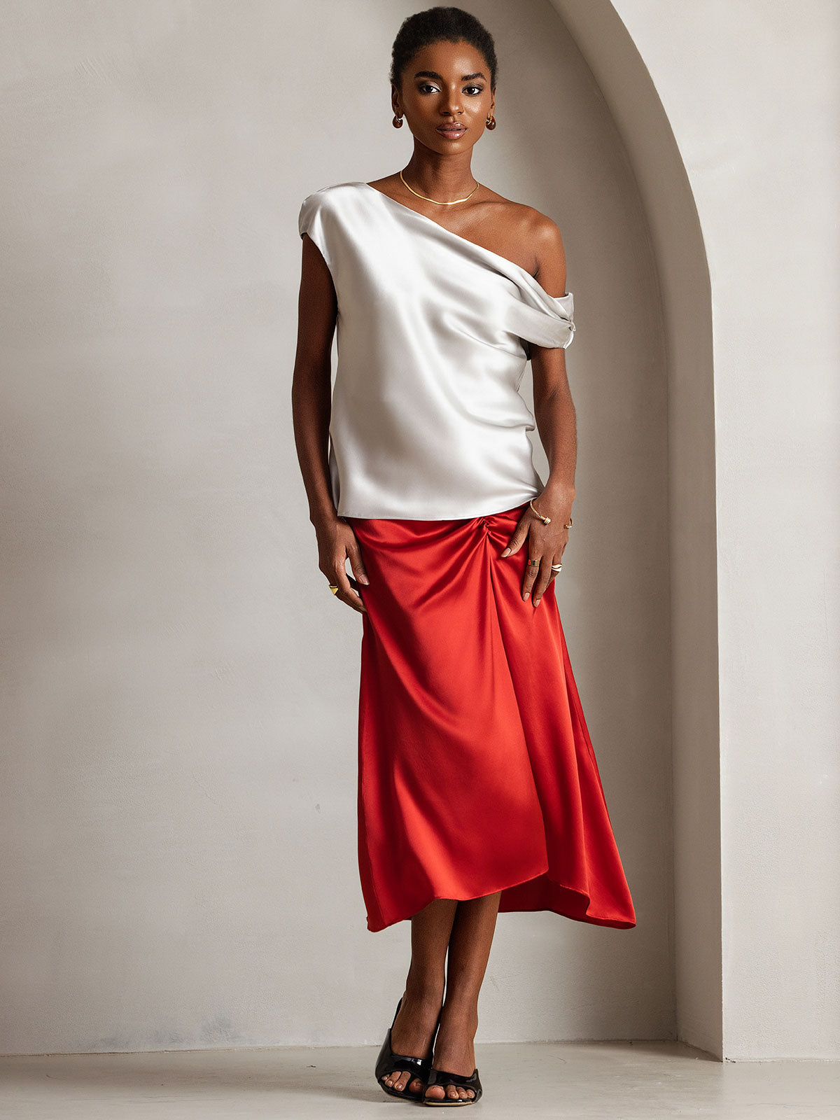 [Light Gray] SilkSilky-UK 19Momme Silk One Shoulder Women's T-Shirt 008