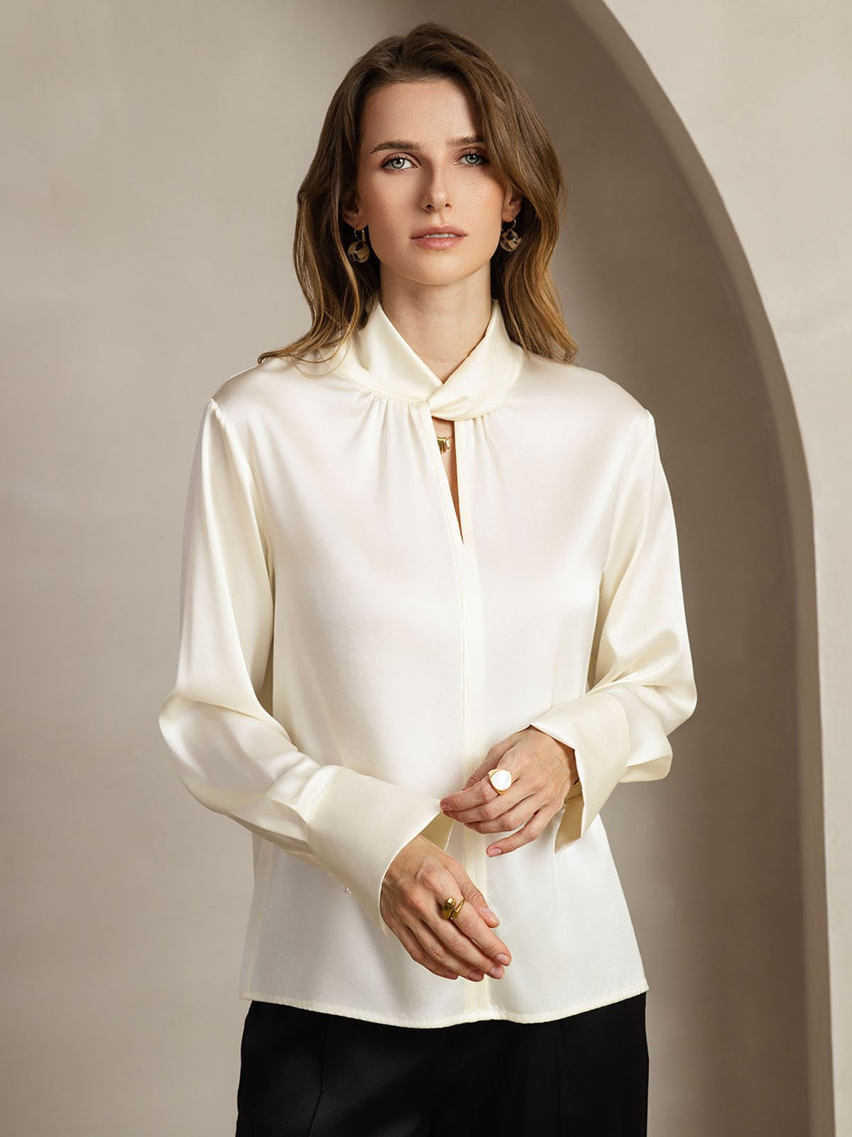 [Ivory] SilkSilky-UK 19Momme Silk Keyhole Neck Women's Shirt 004