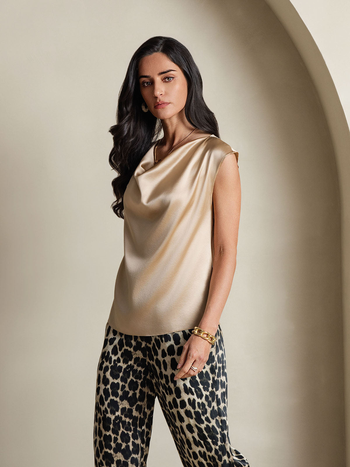 [Champagne] SilkSilky-UK 19Momme Silk Cap Sleeve Cowl Neck Women's T-Shirt 005