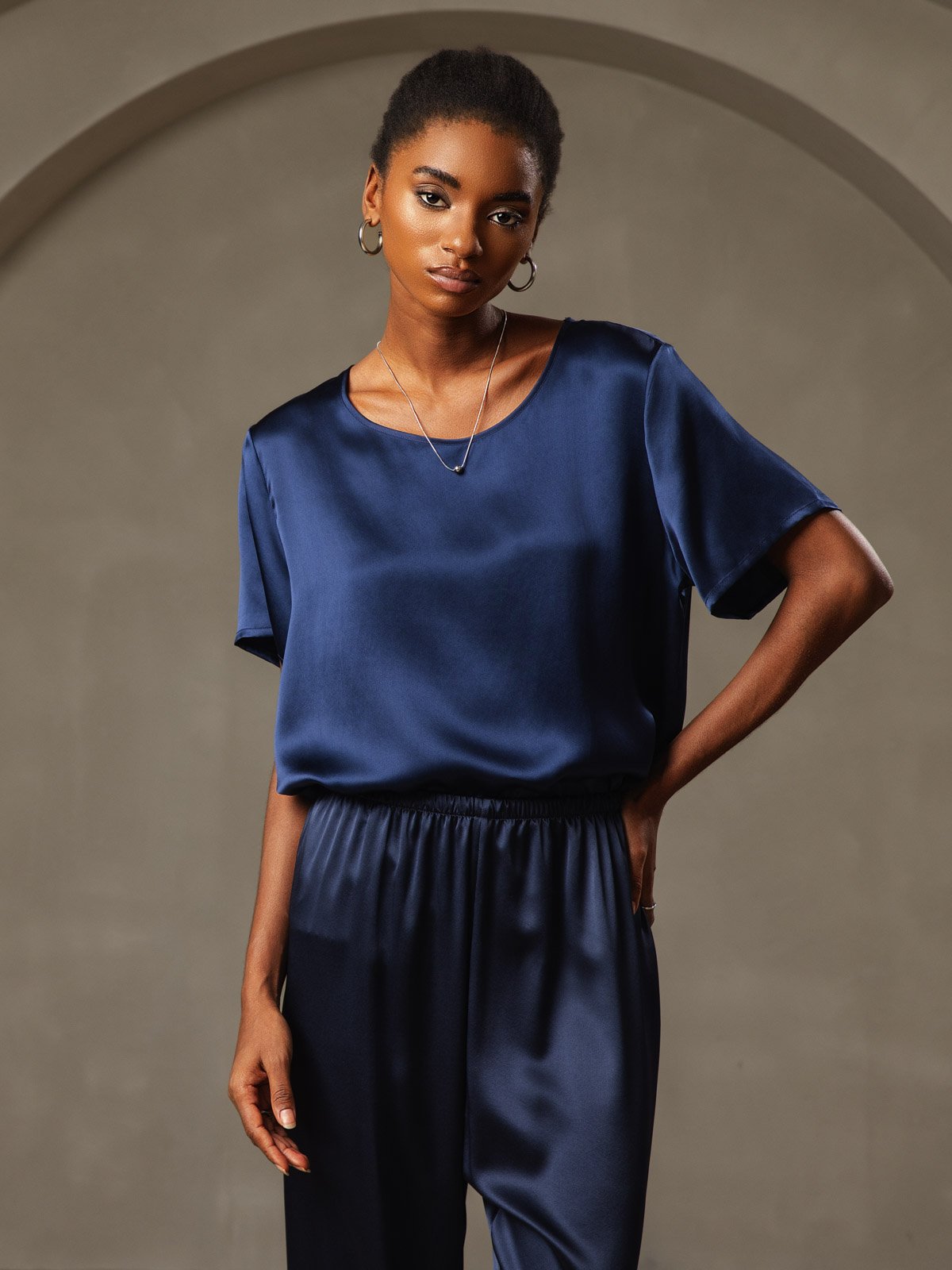 SilkSilky-UK Pure Silk Short Sleeve Round Neck Women's T-Shirt DarkBlue 001